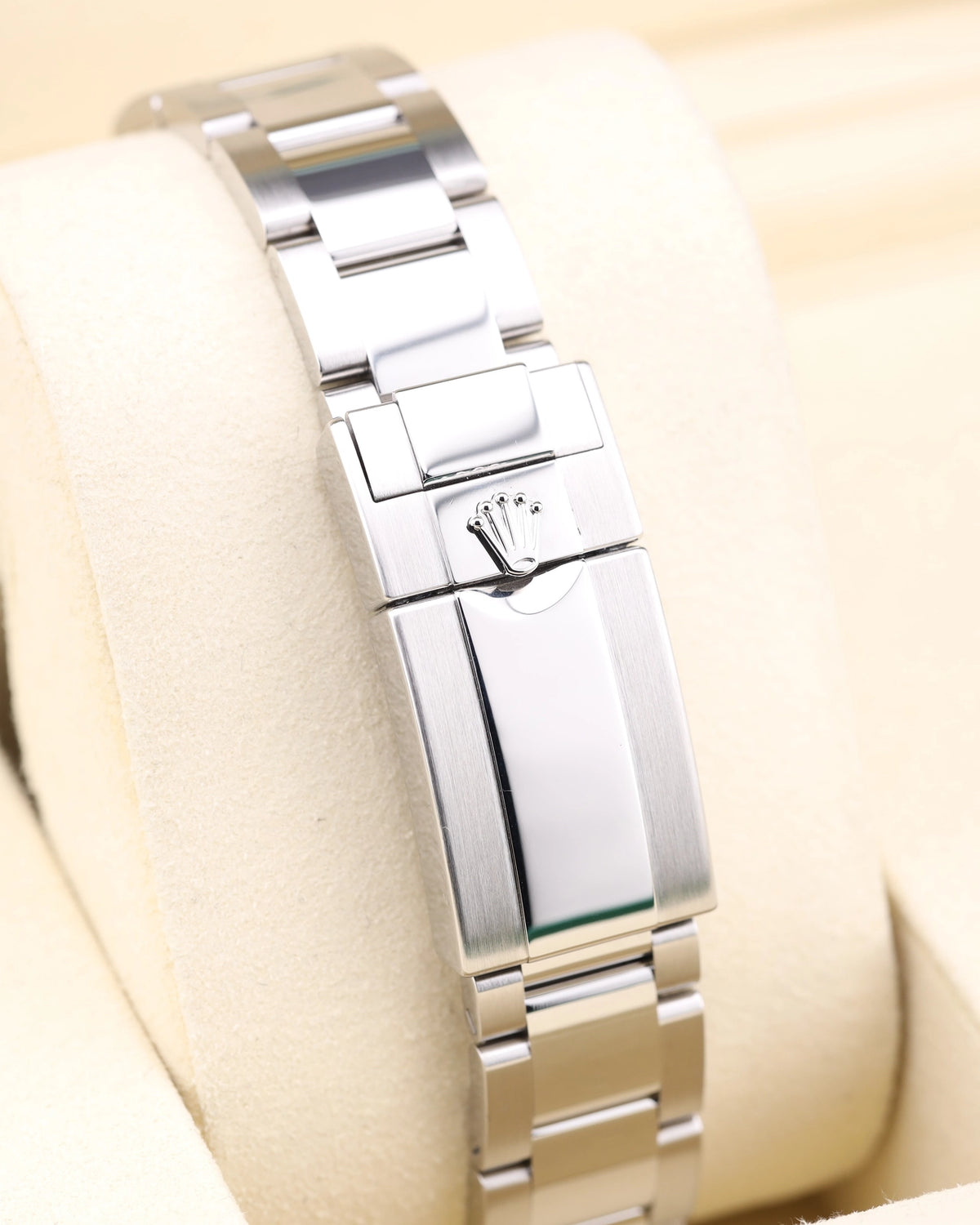 Rolex Daytona White Index Dial on Oyster 126500LN