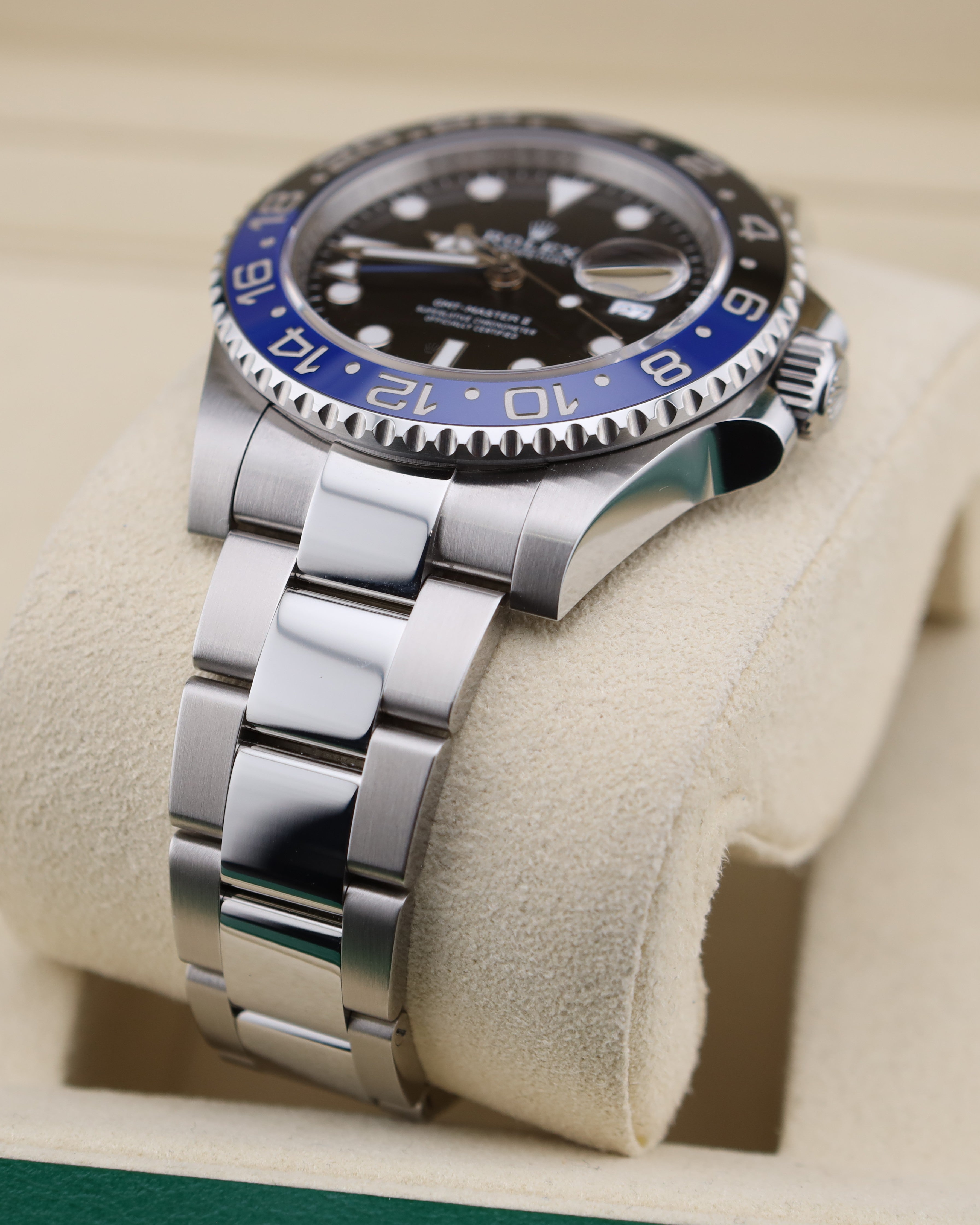 Rolex GMT-Master II Batman on Oyster 126710BLNR