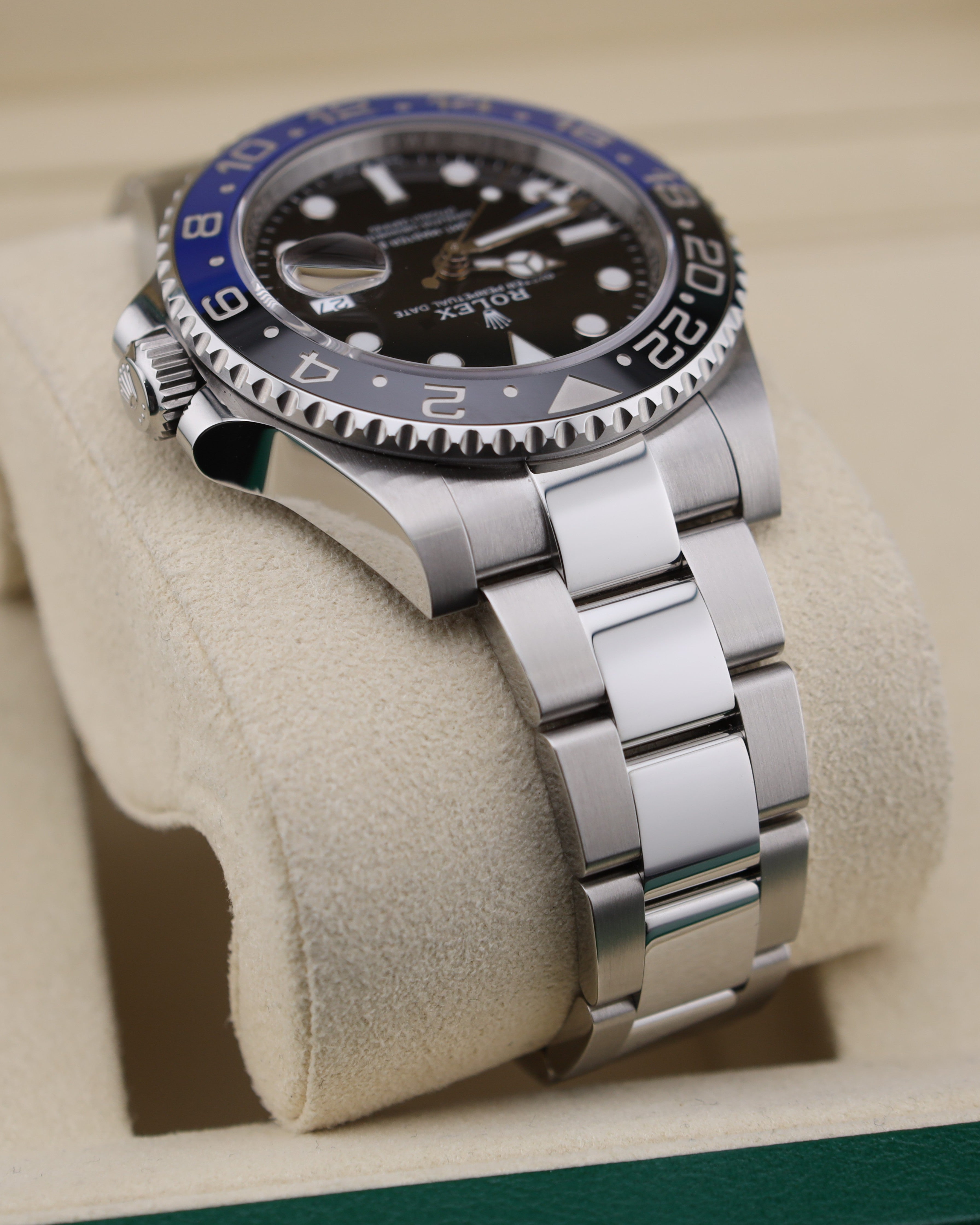 Rolex GMT-Master II Batman on Oyster 126710BLNR