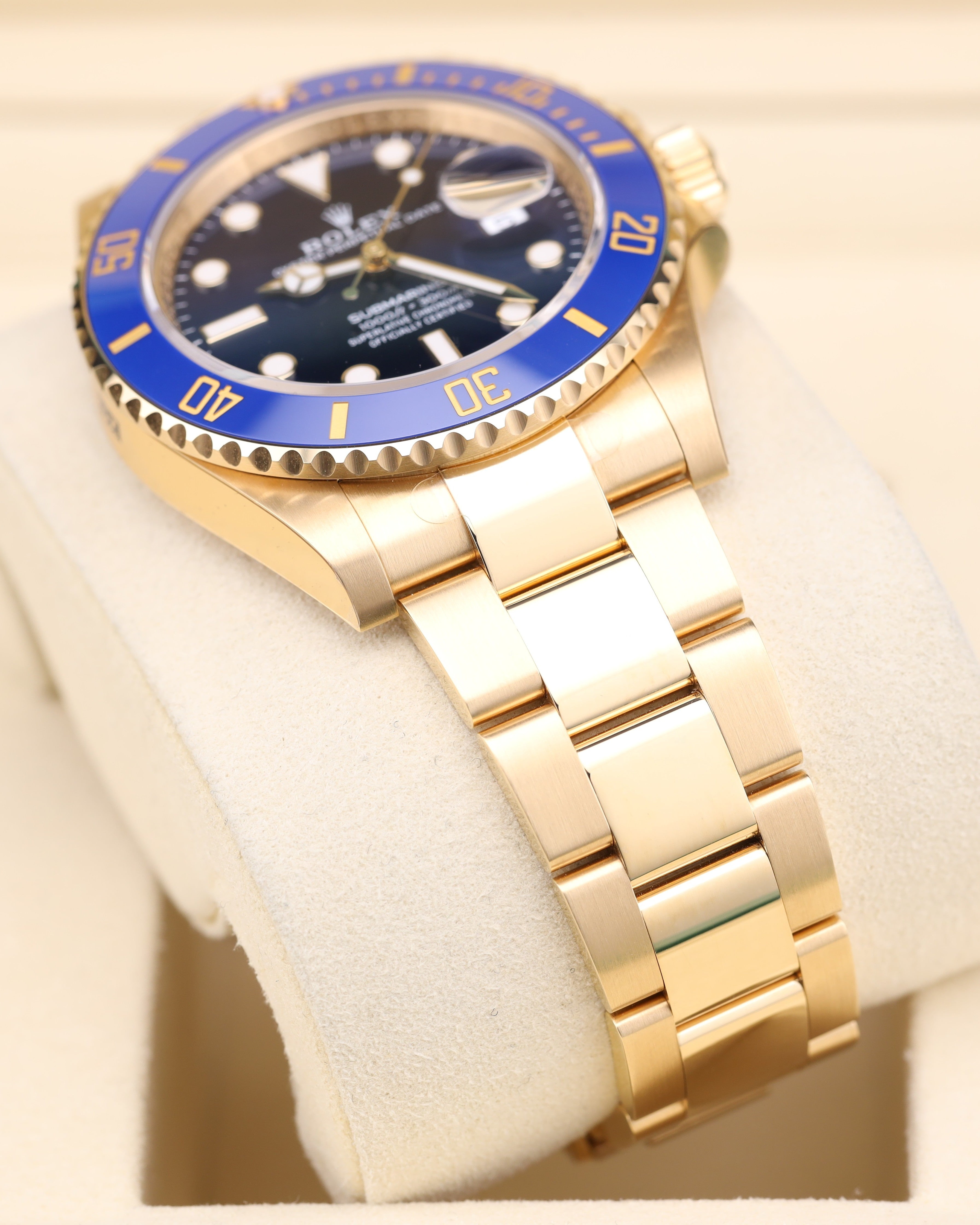 Rolex Submariner Date 41 Bluesy Yellow Gold Oyster 126618LB - 2026