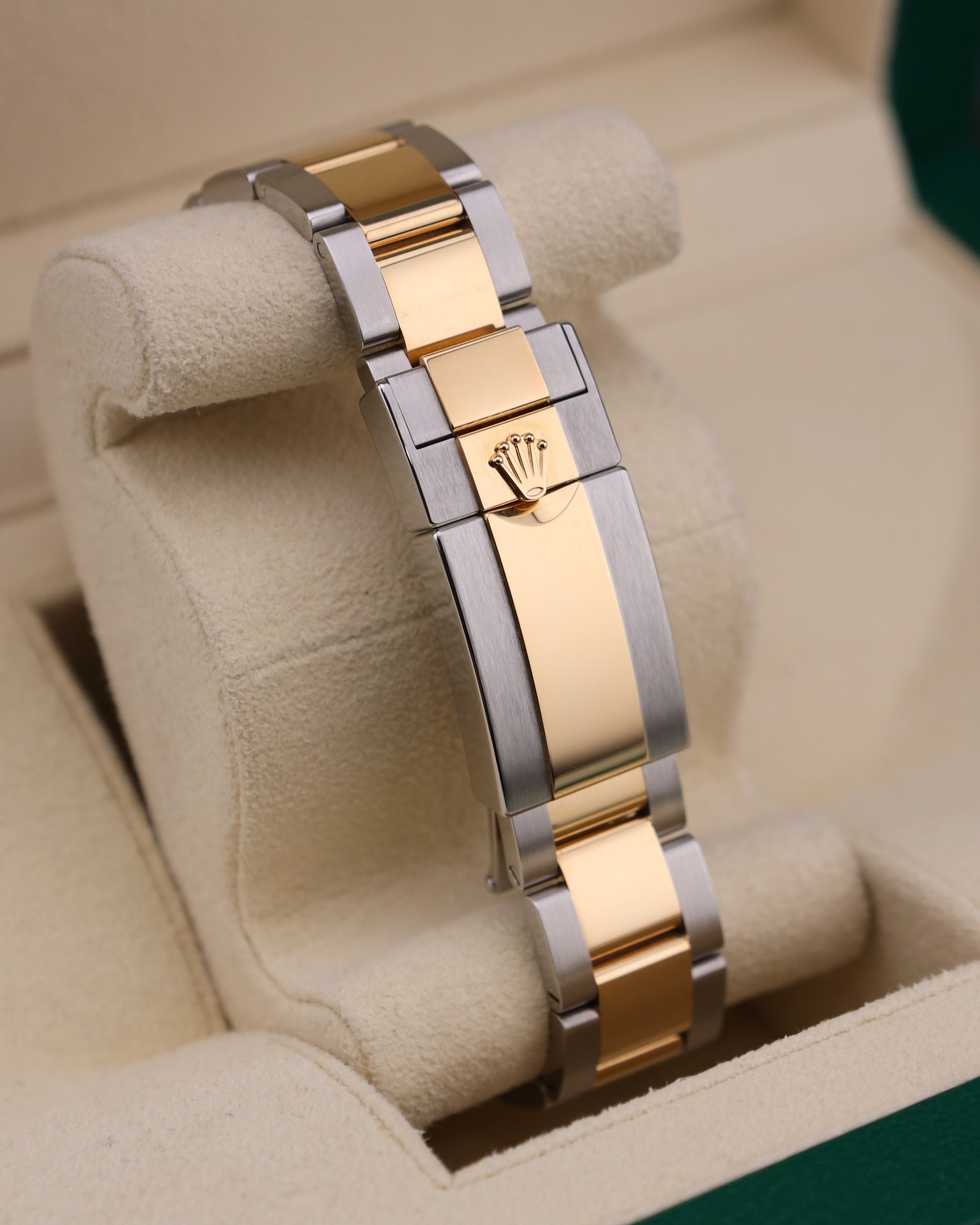 Rolex Daytona Champagne Dial Two Tone on Oyster 116503 - 2023