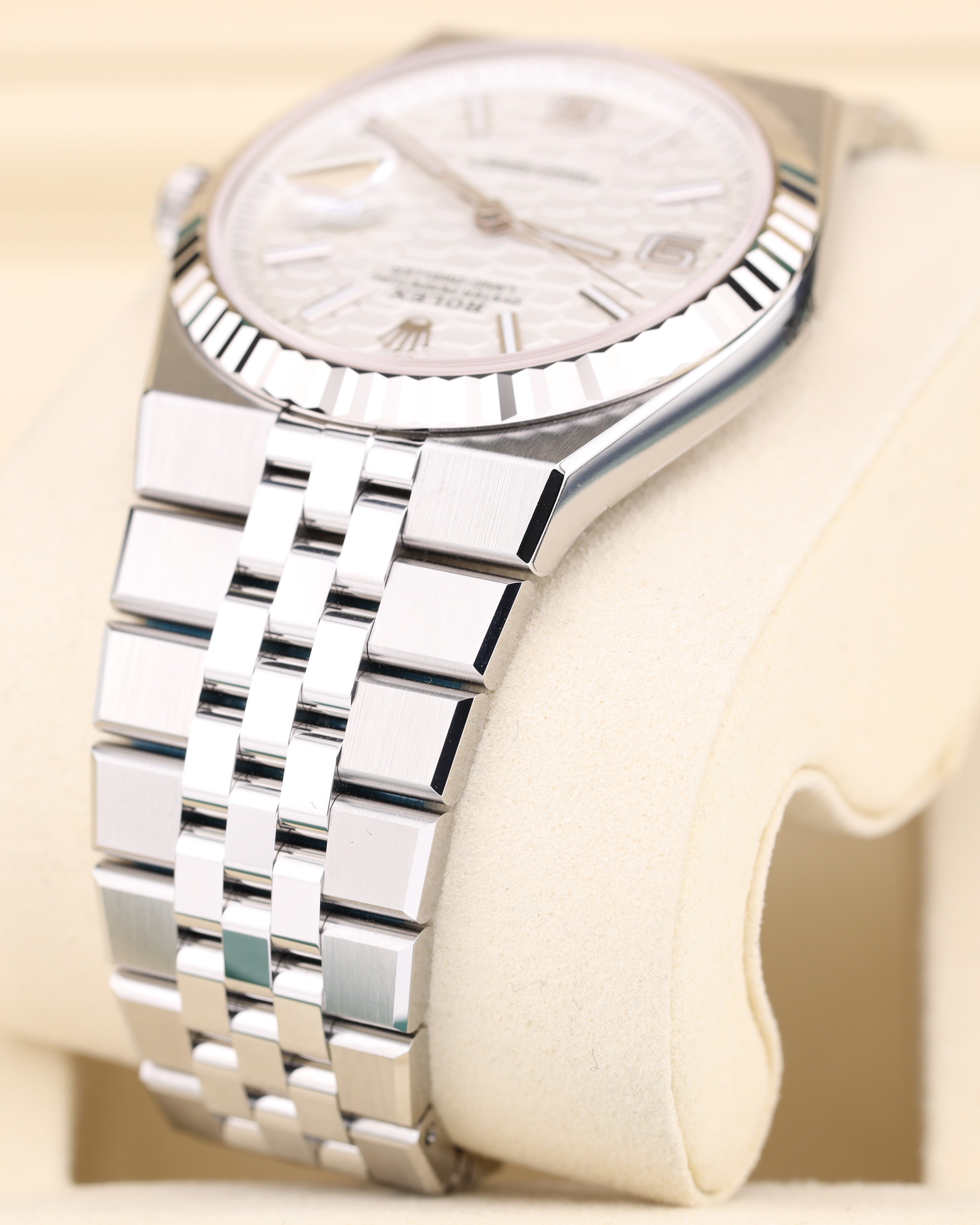 Rolex Land-Dweller 40 White Honeycomb Dial 127334 Full Factory Stickers 2026