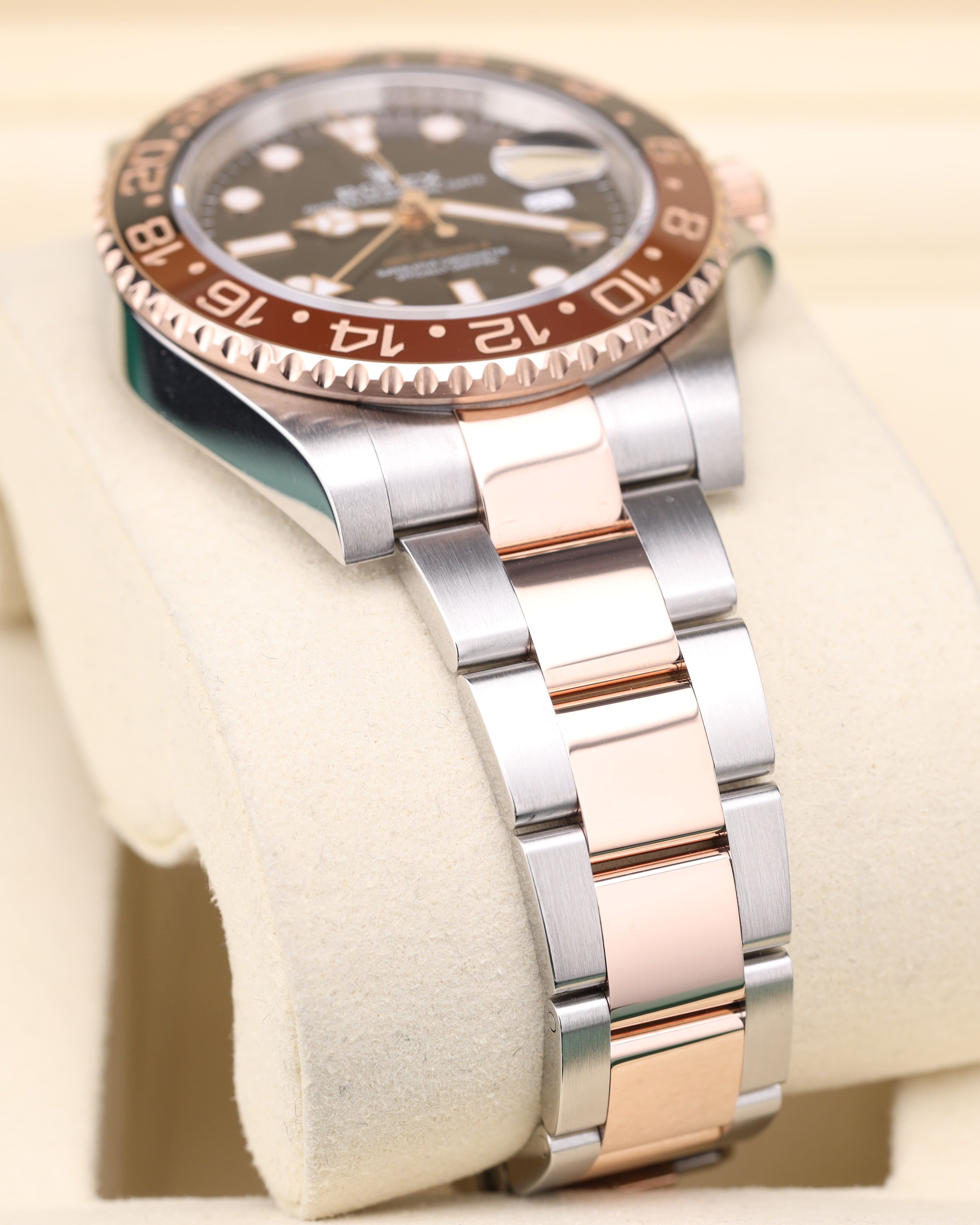 Rolex GMT-Master II Rootbeer Two Tone Rose Gold 126711CHNR