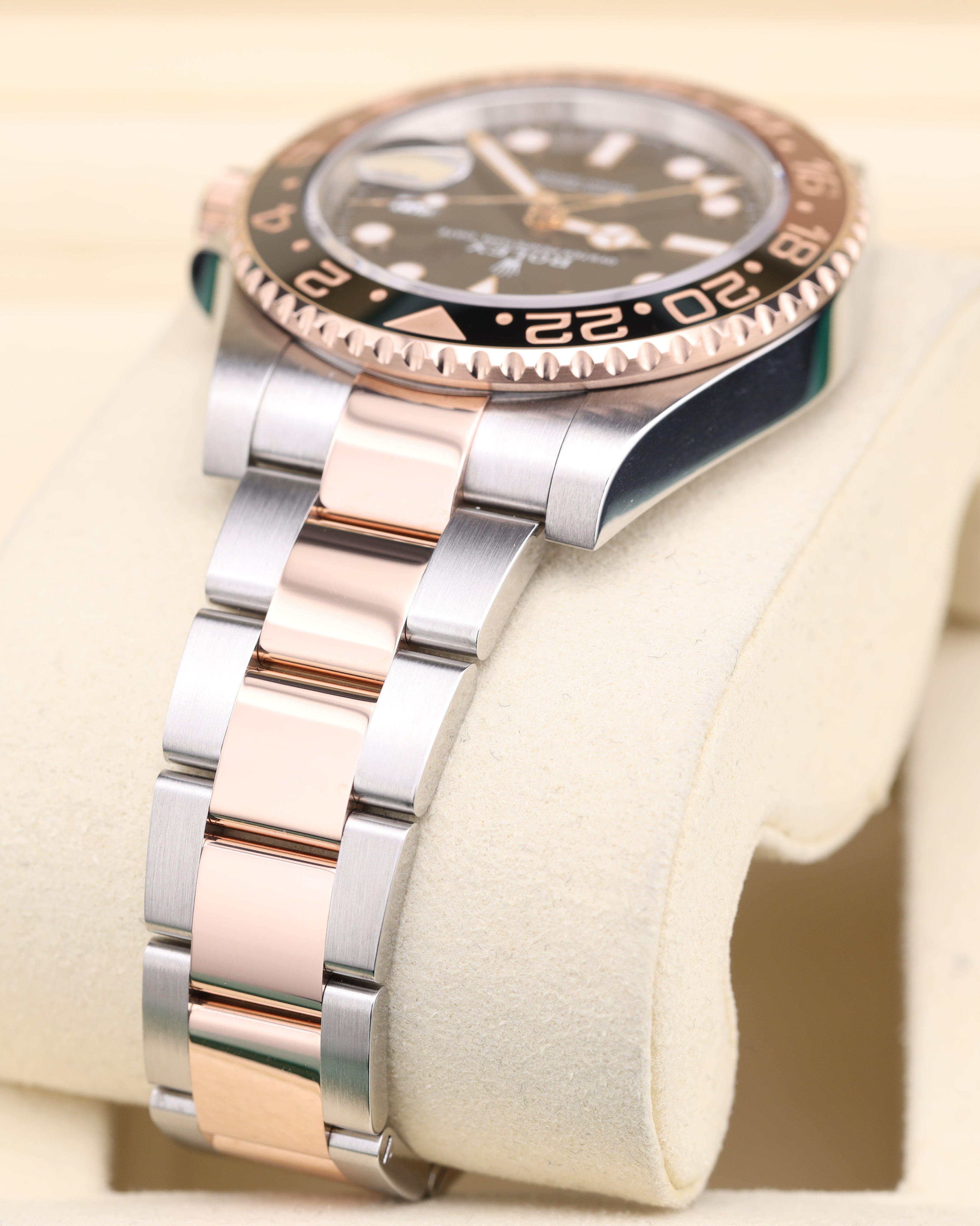 Rolex GMT-Master II Rootbeer Two Tone Rose Gold 126711CHNR