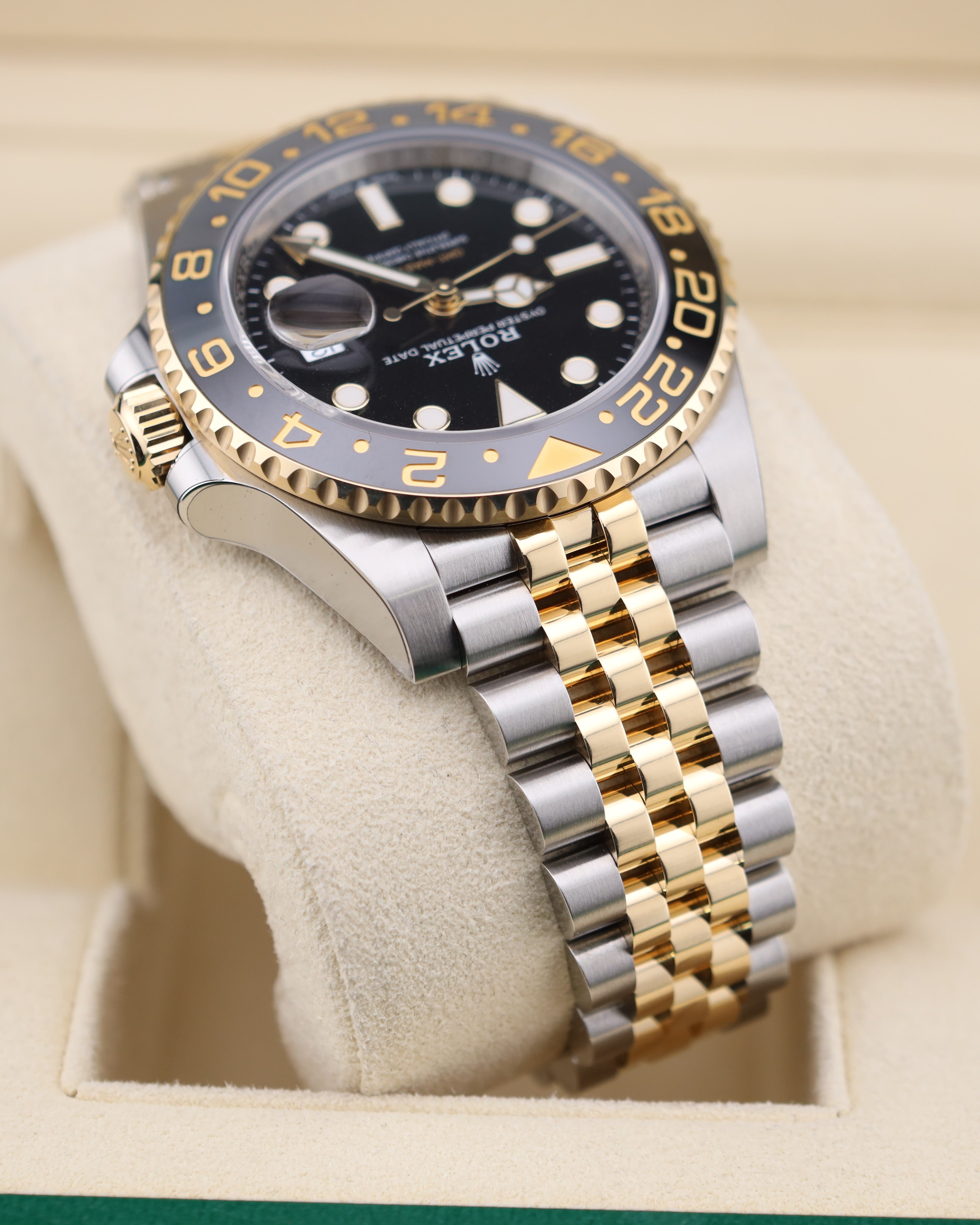 Rolex GMT-Master II Zombie/Bumblebee on Jubilee 126713GRNR