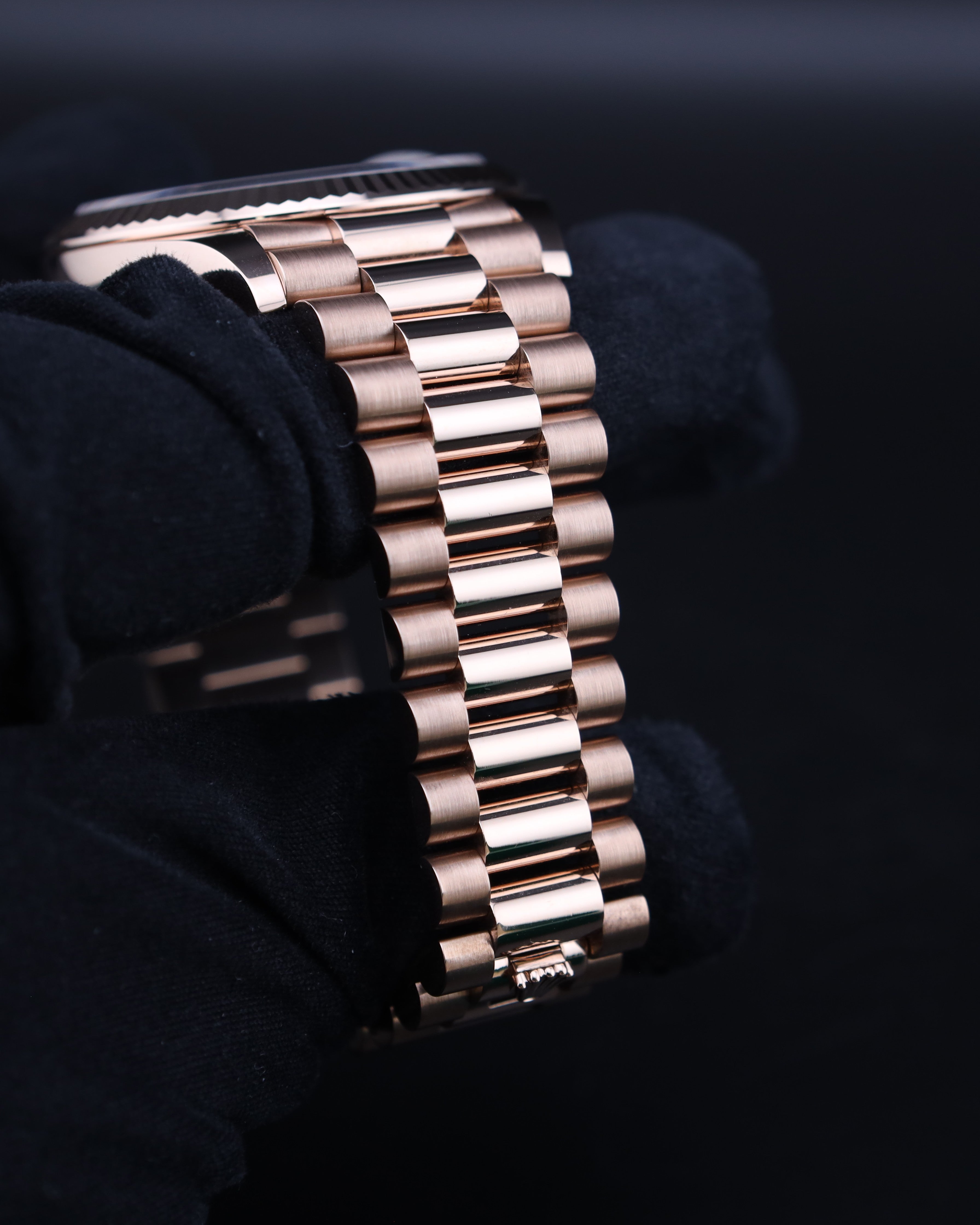Rolex Day-Date 40 Presidential Olive Rose Gold 228235