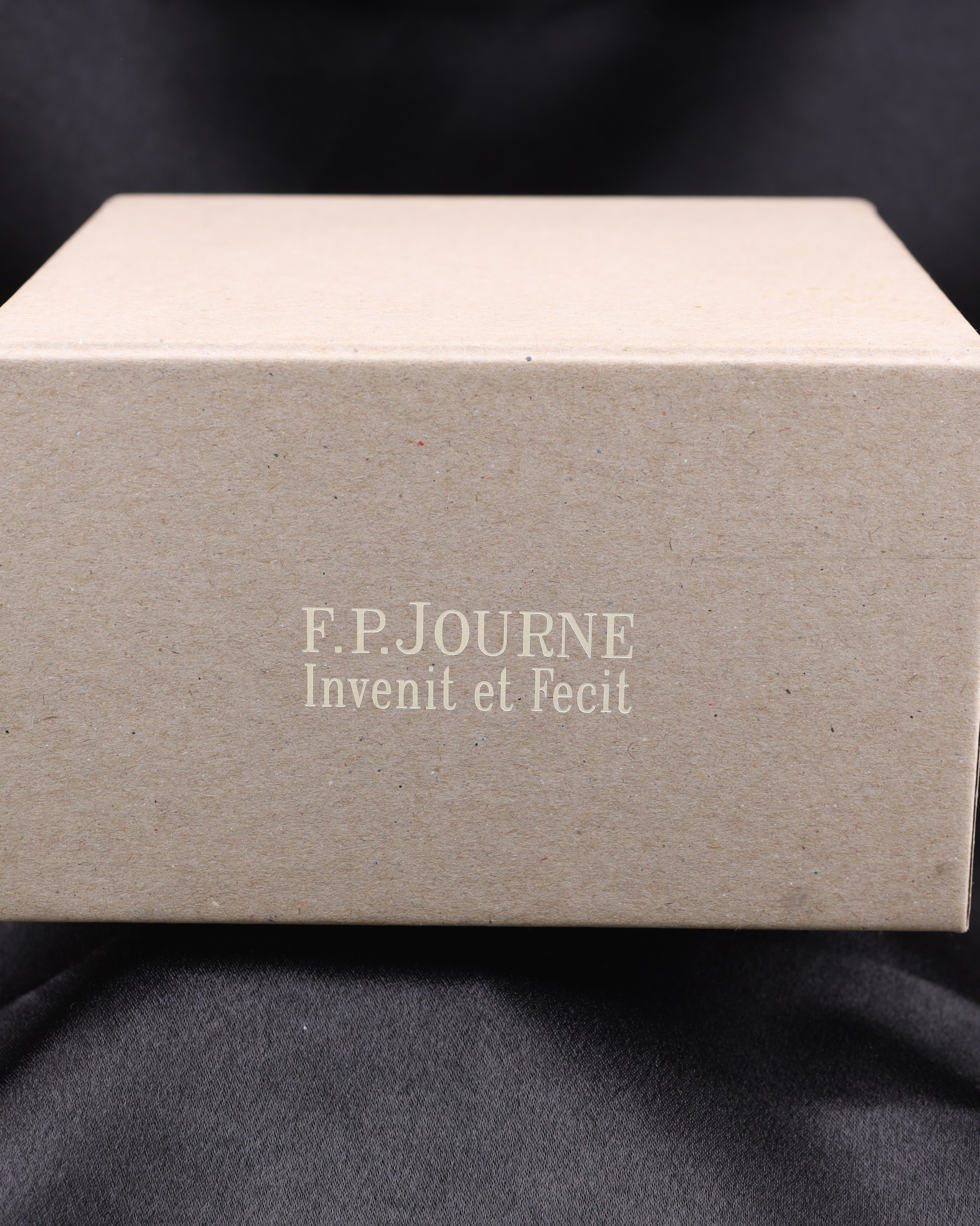 F.P.Journe Élégante Titanium 48mm Titalyt White Dial ELHT