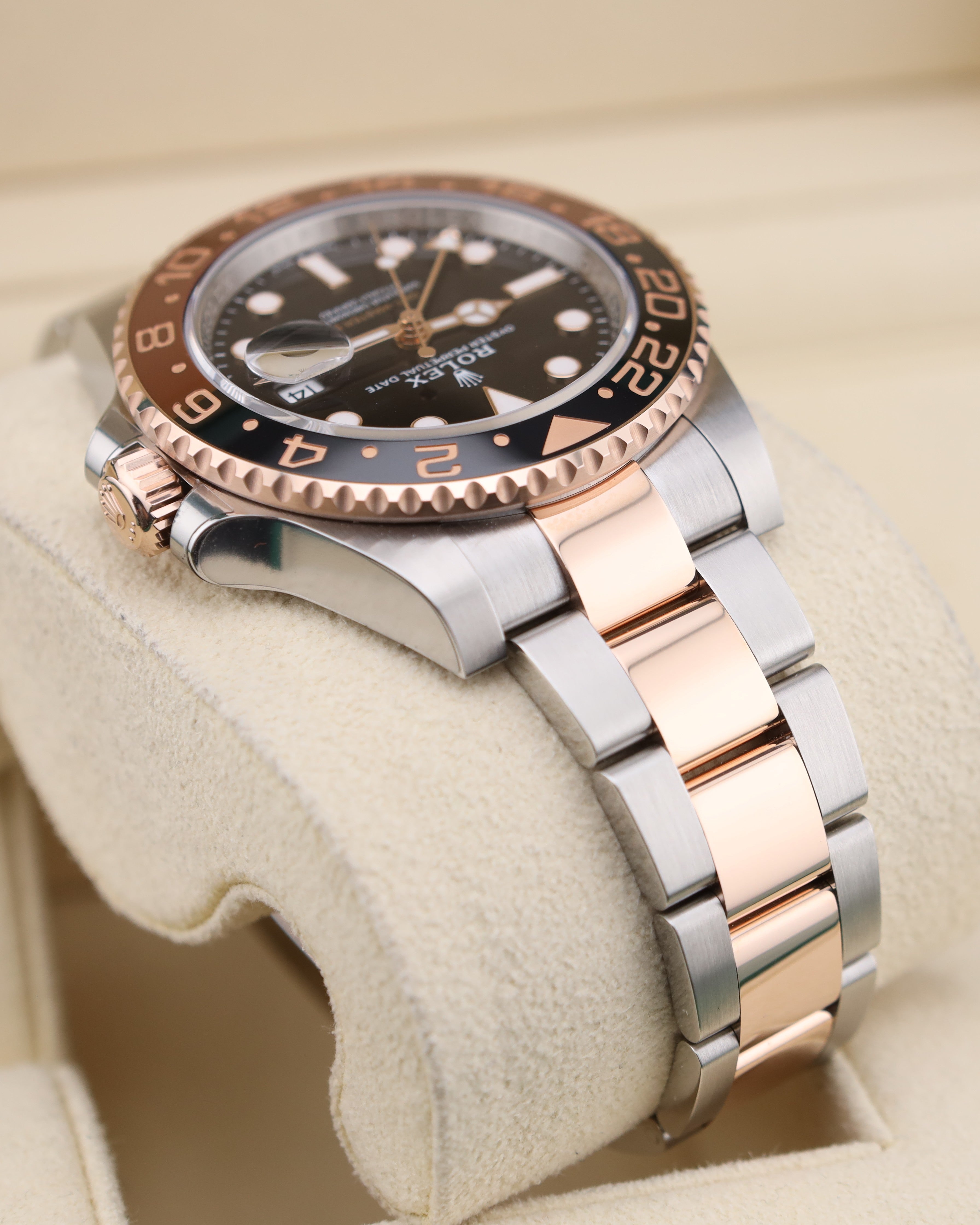 Rolex GMT-Master II Rootbeer Two Tone Rose Gold 126711CHNR