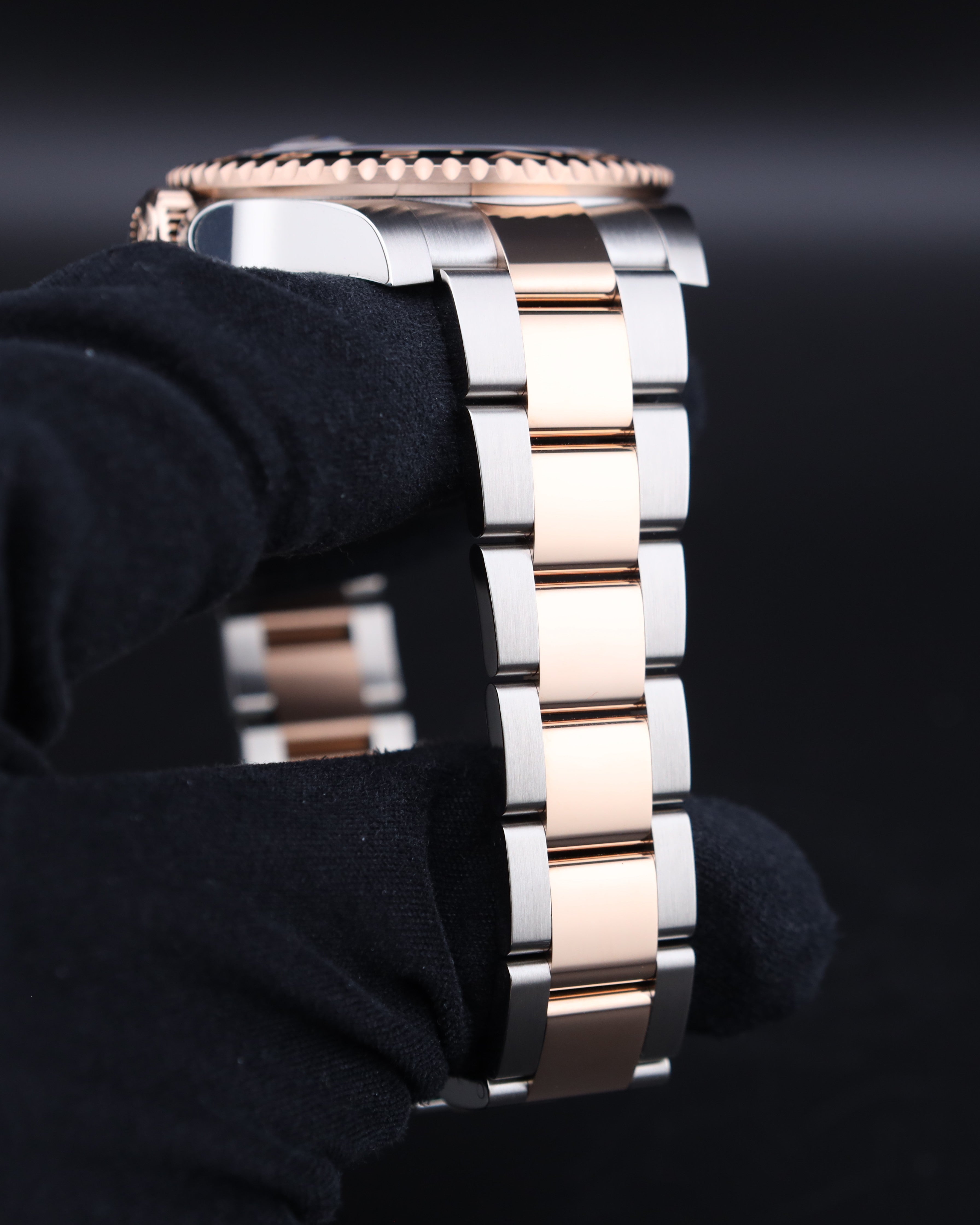 Rolex GMT-Master II Rootbeer Two Tone Rose Gold 126711CHNR