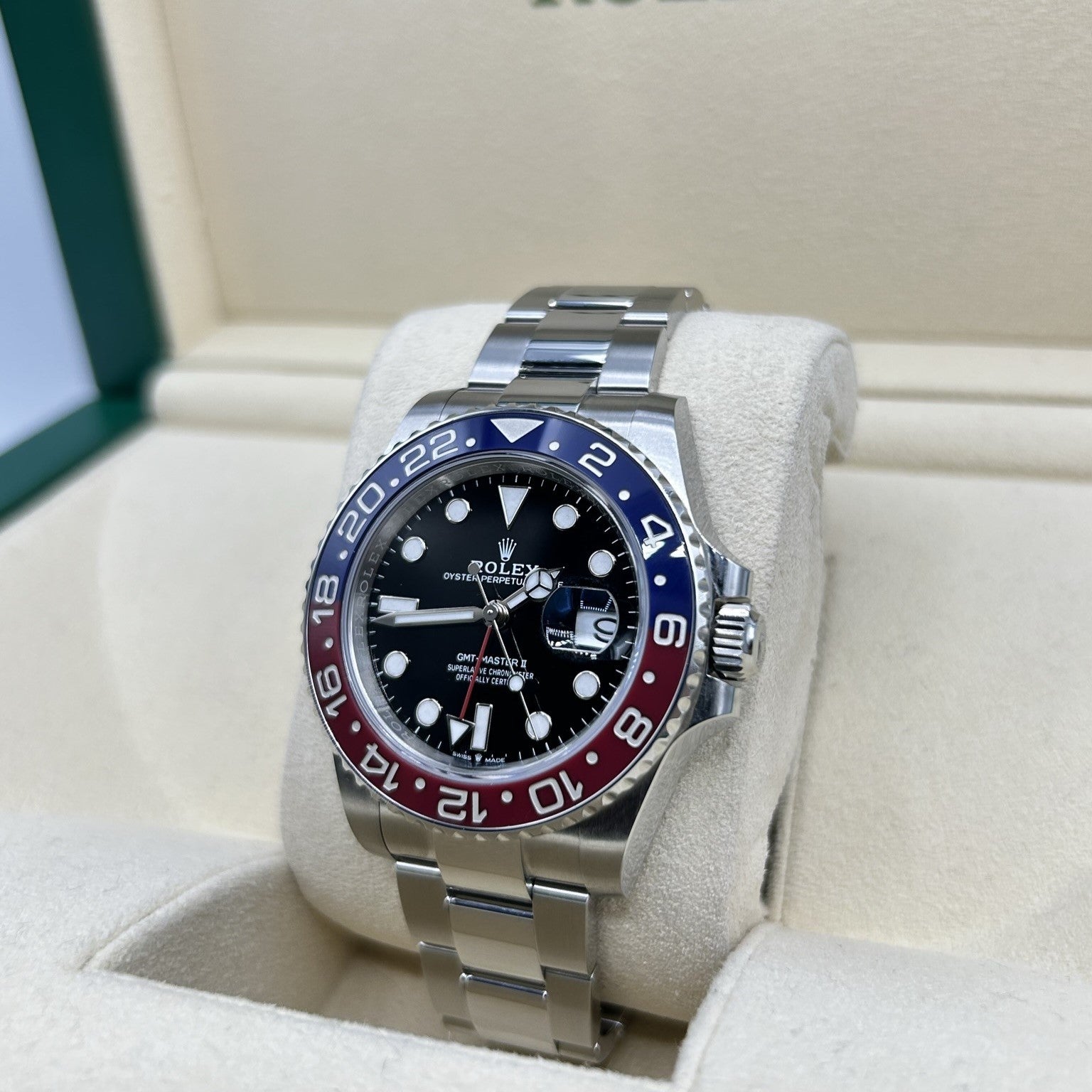 Rolex GMT-Master II Pepsi 126710BLRO Oyster