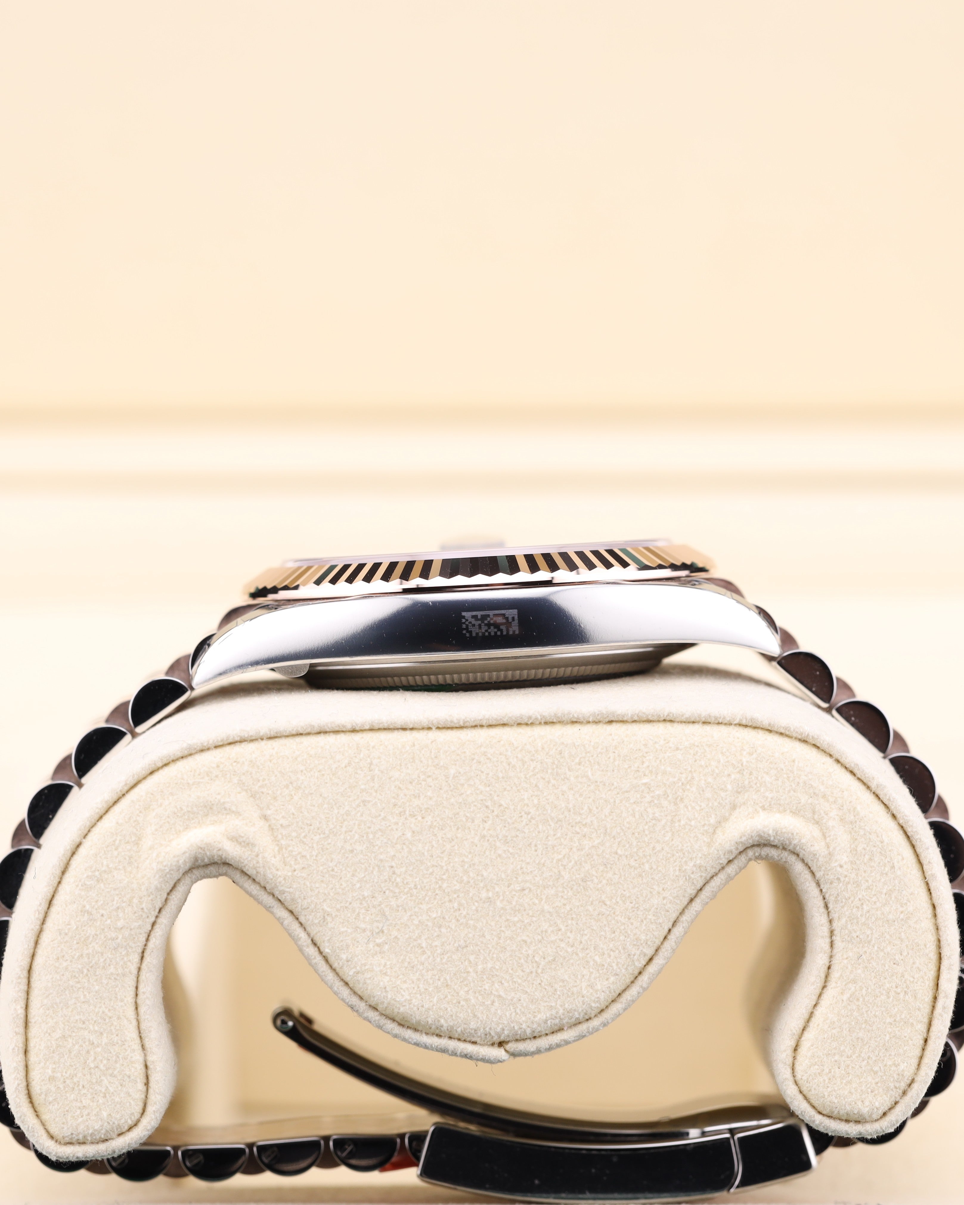 Rolex Datejust 41 Rose Gold Wimbledon on Jubilee 126331