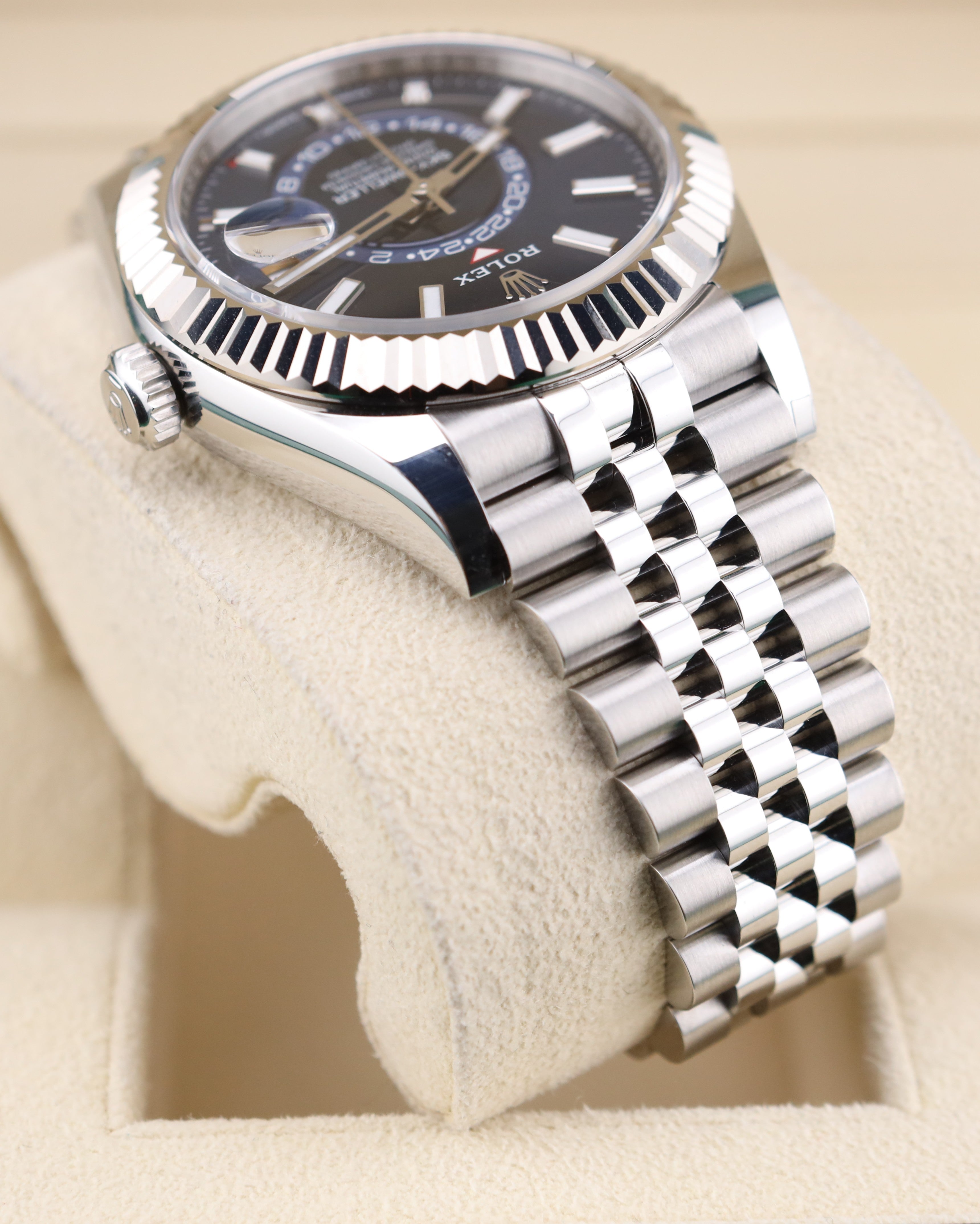 Rolex Sky-Dweller Blue Dial on Jubilee 336934