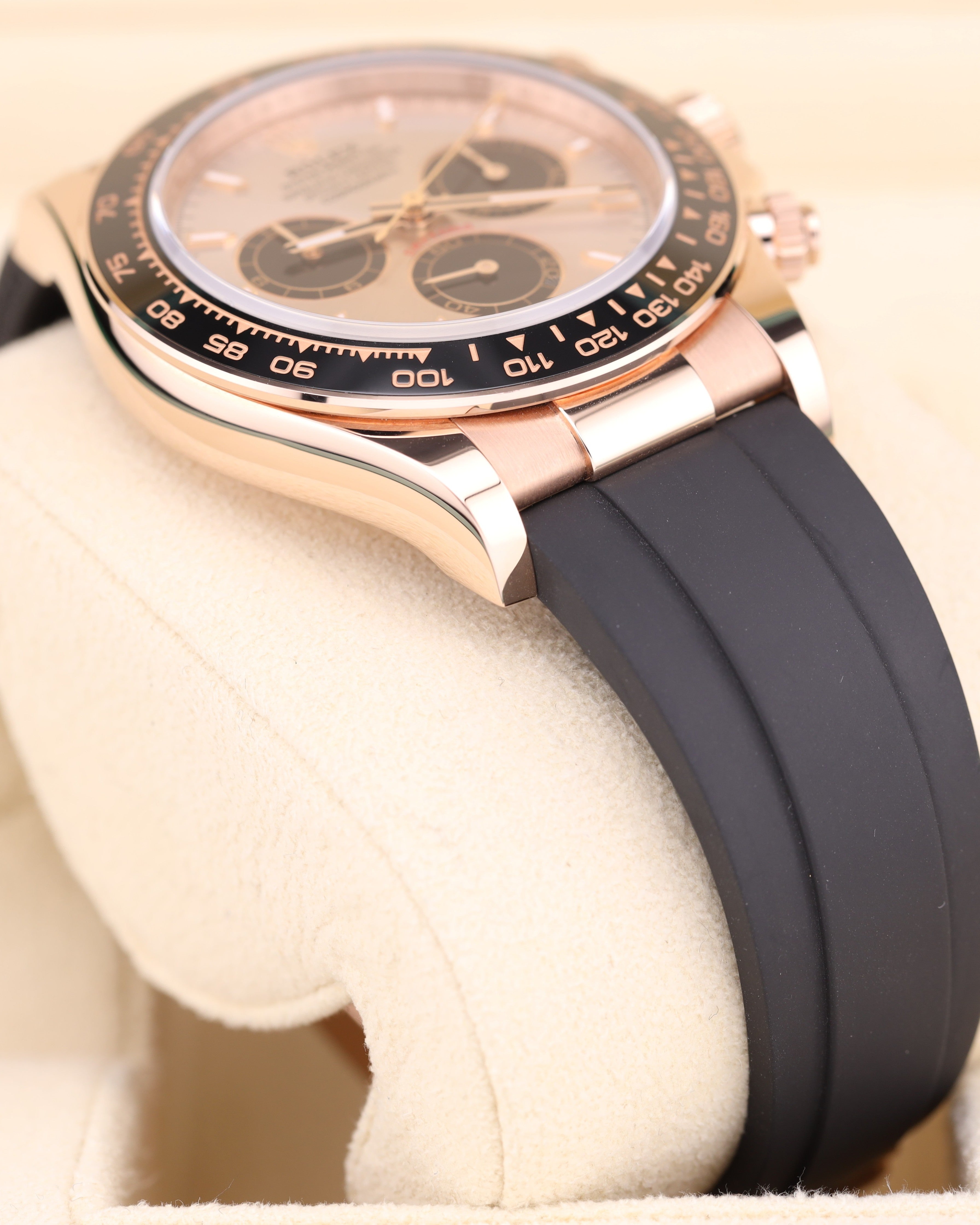 Rolex Daytona Sundust Dial Everose Gold Oysterflex 126515LN