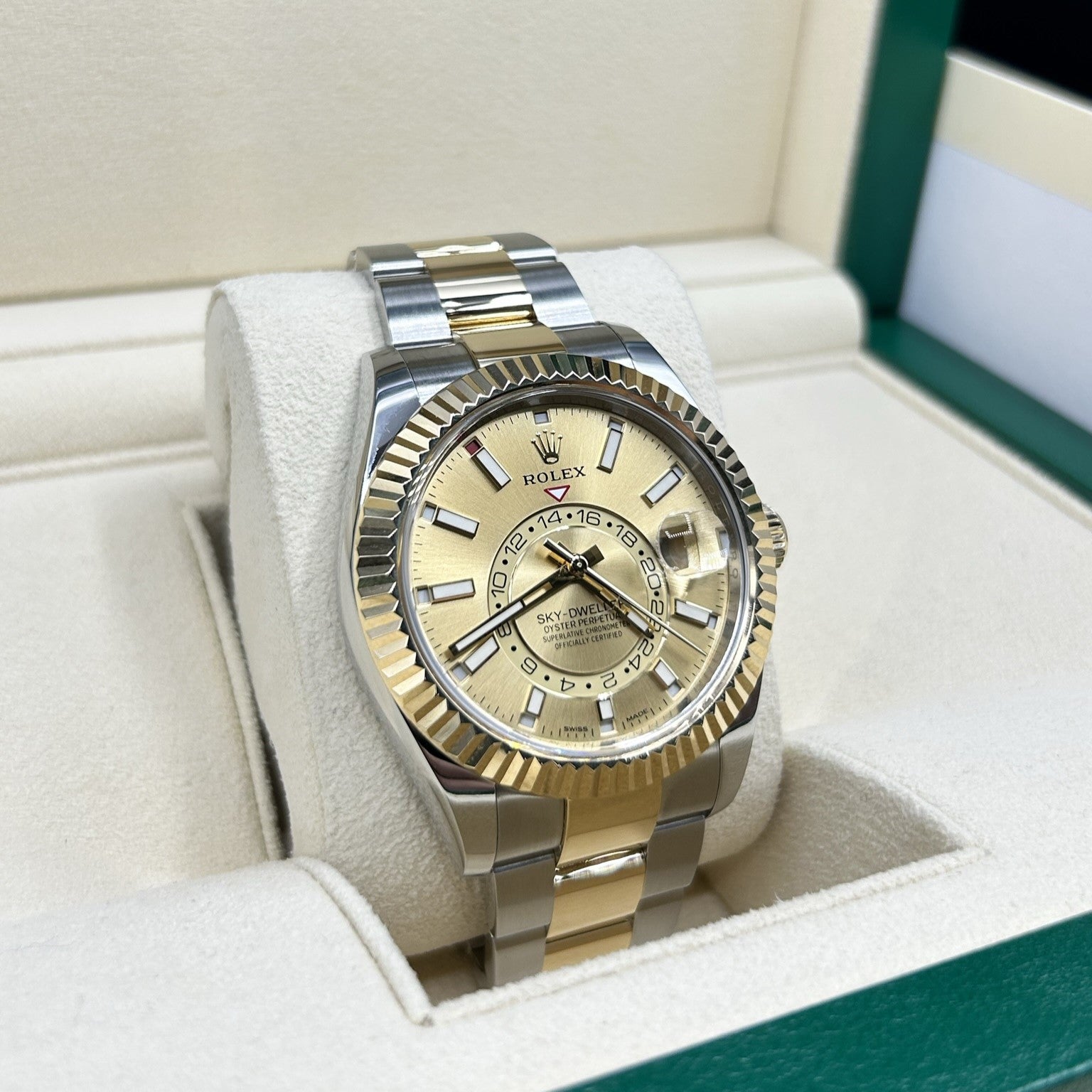 Rolex Sky-Dweller Champagne Dial 326933