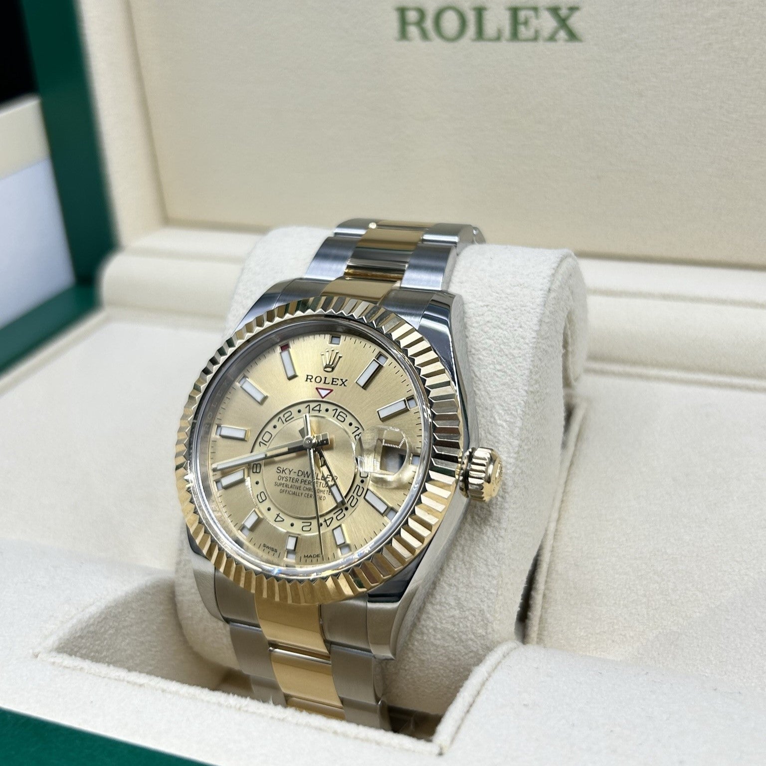 Rolex Sky-Dweller Champagne Dial 326933