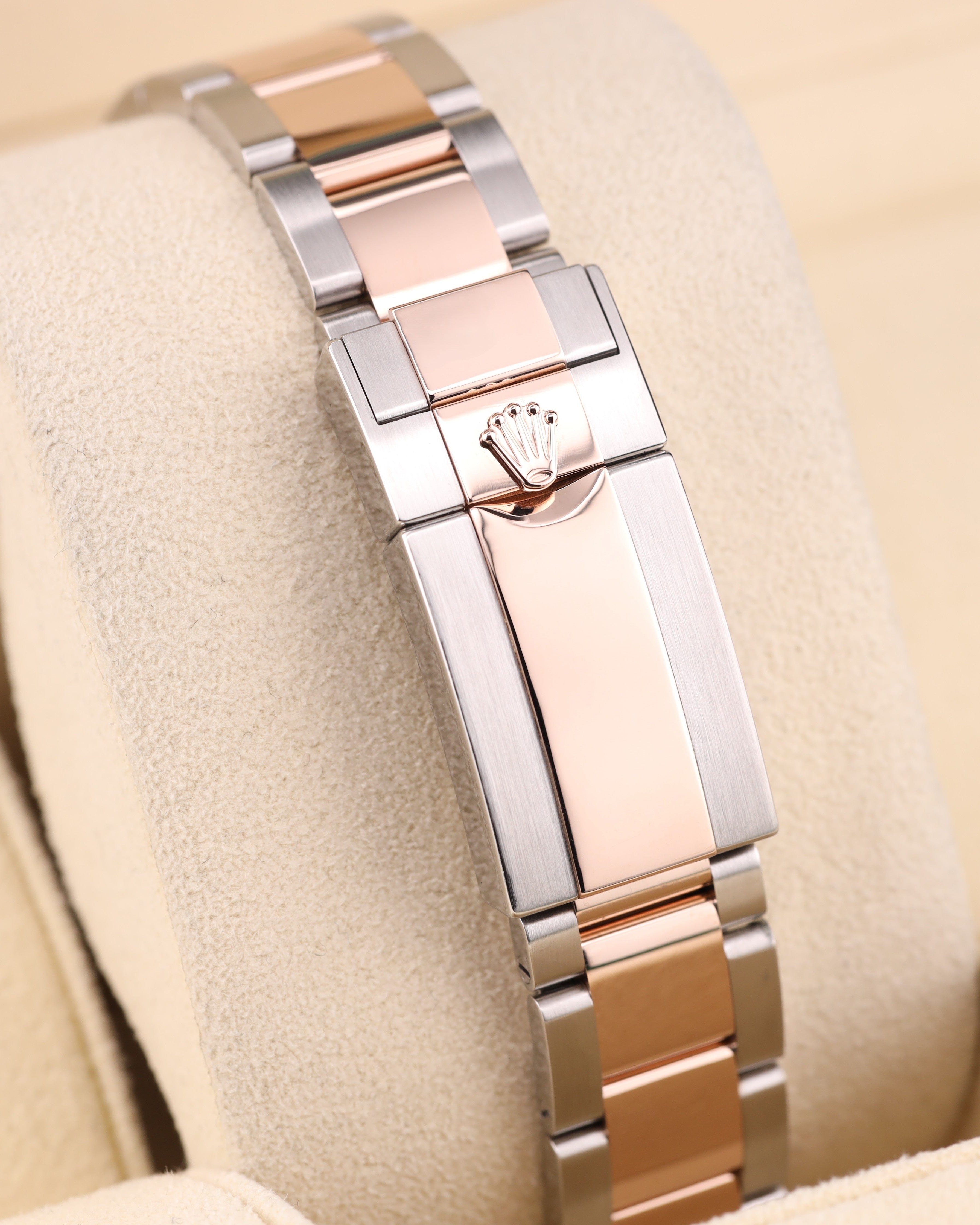 Rolex Yacht-Master 40 Chocolate Dial Two Tone Rose Gold Oyster