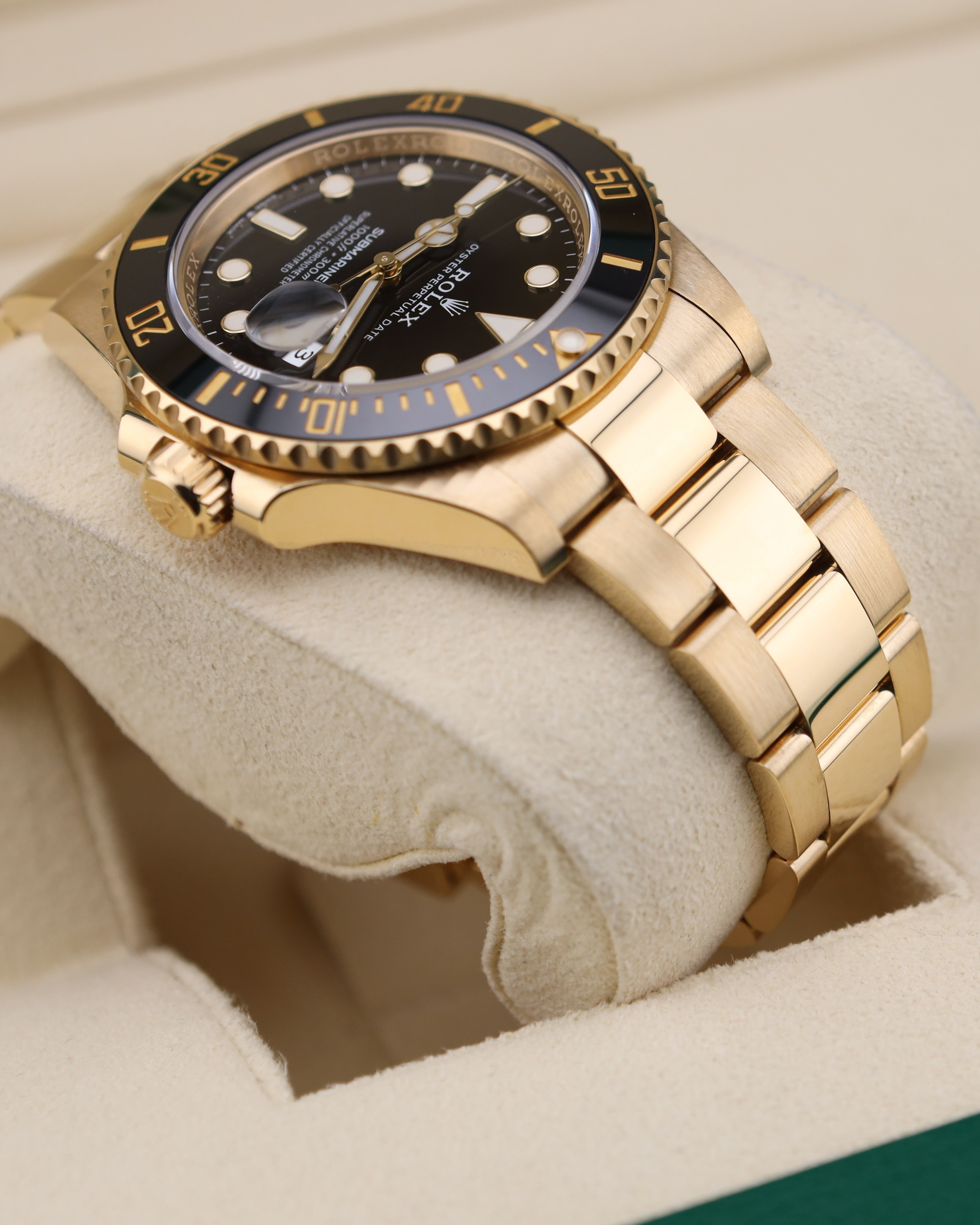 Rolex Submariner Date Black Dial Yellow Gold 126618LN