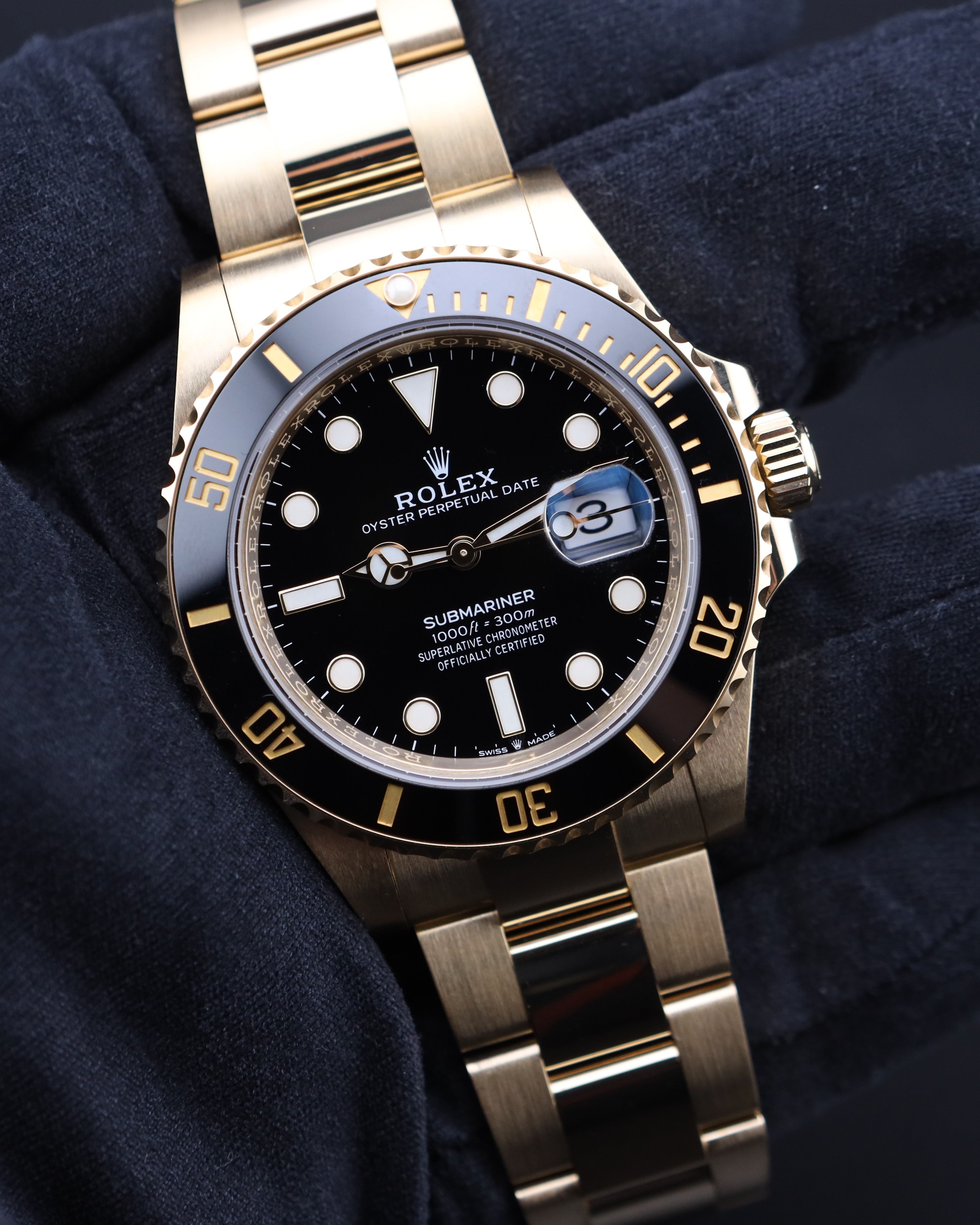 Rolex Submariner Date Black Dial Yellow Gold 126618LN