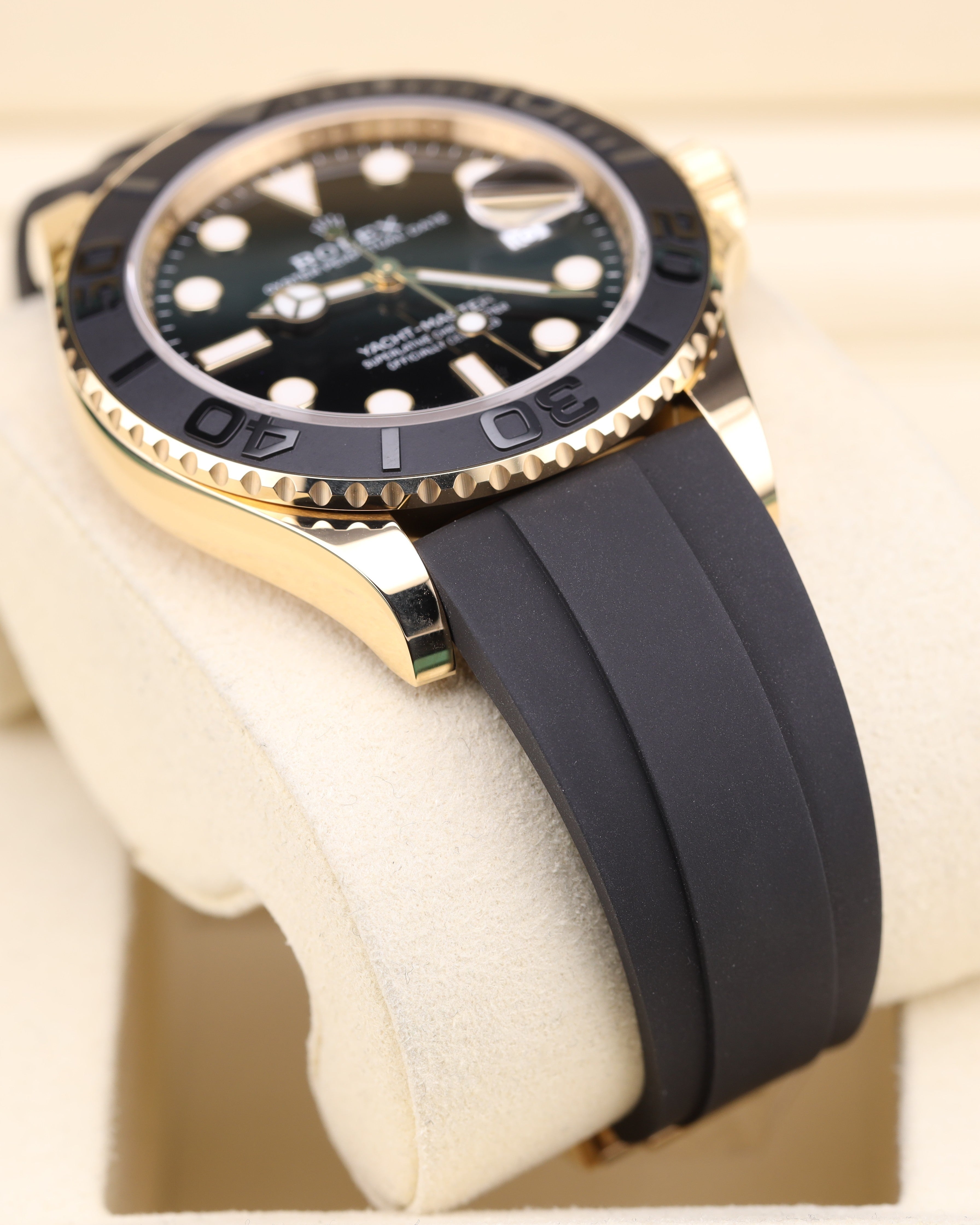 Rolex Yacht-Master 42 Yellow Gold Black Dial Oysterflex 226658 - 2026