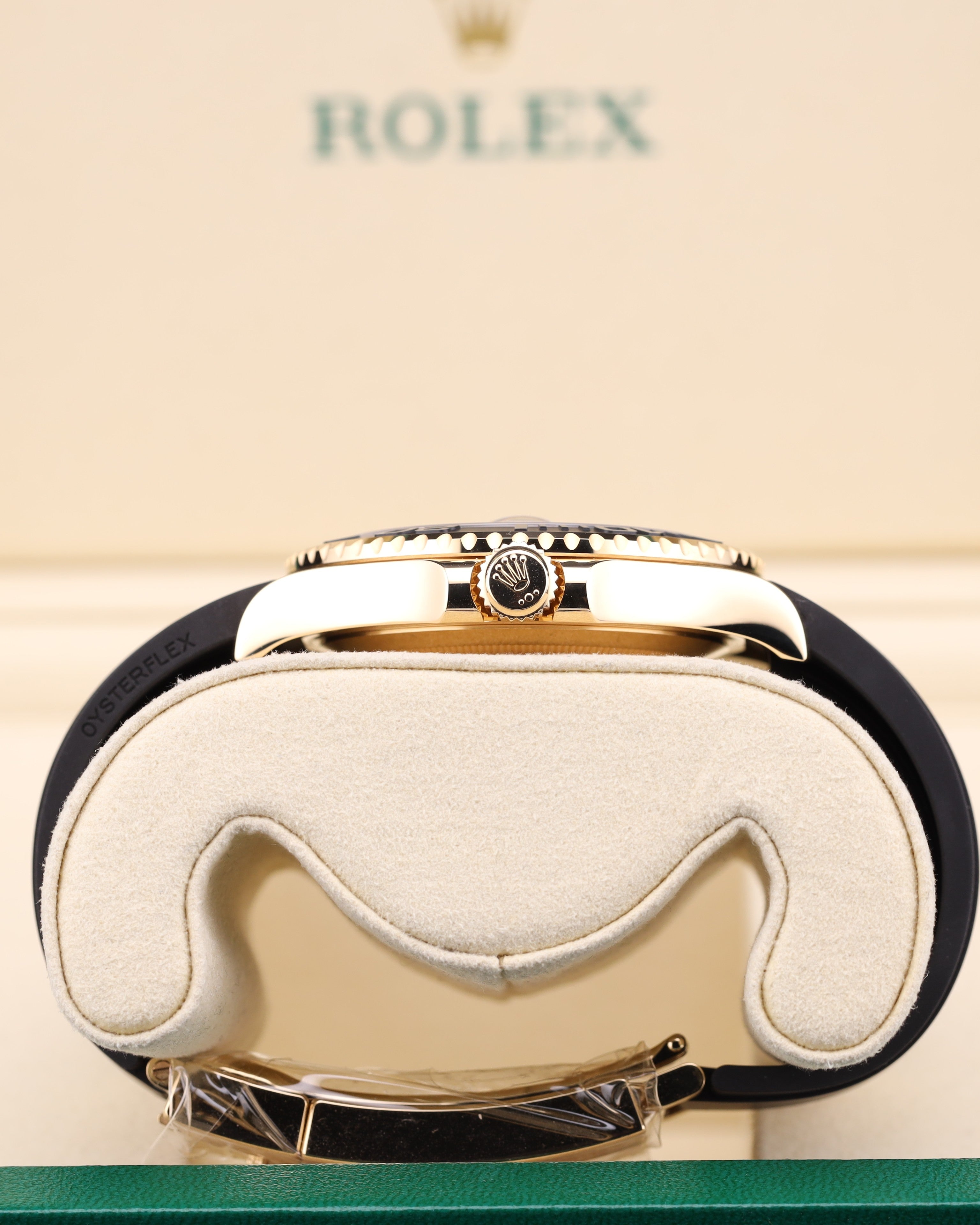 Rolex Yacht-Master 42 Yellow Gold Black Dial Oysterflex 226658 - 2026