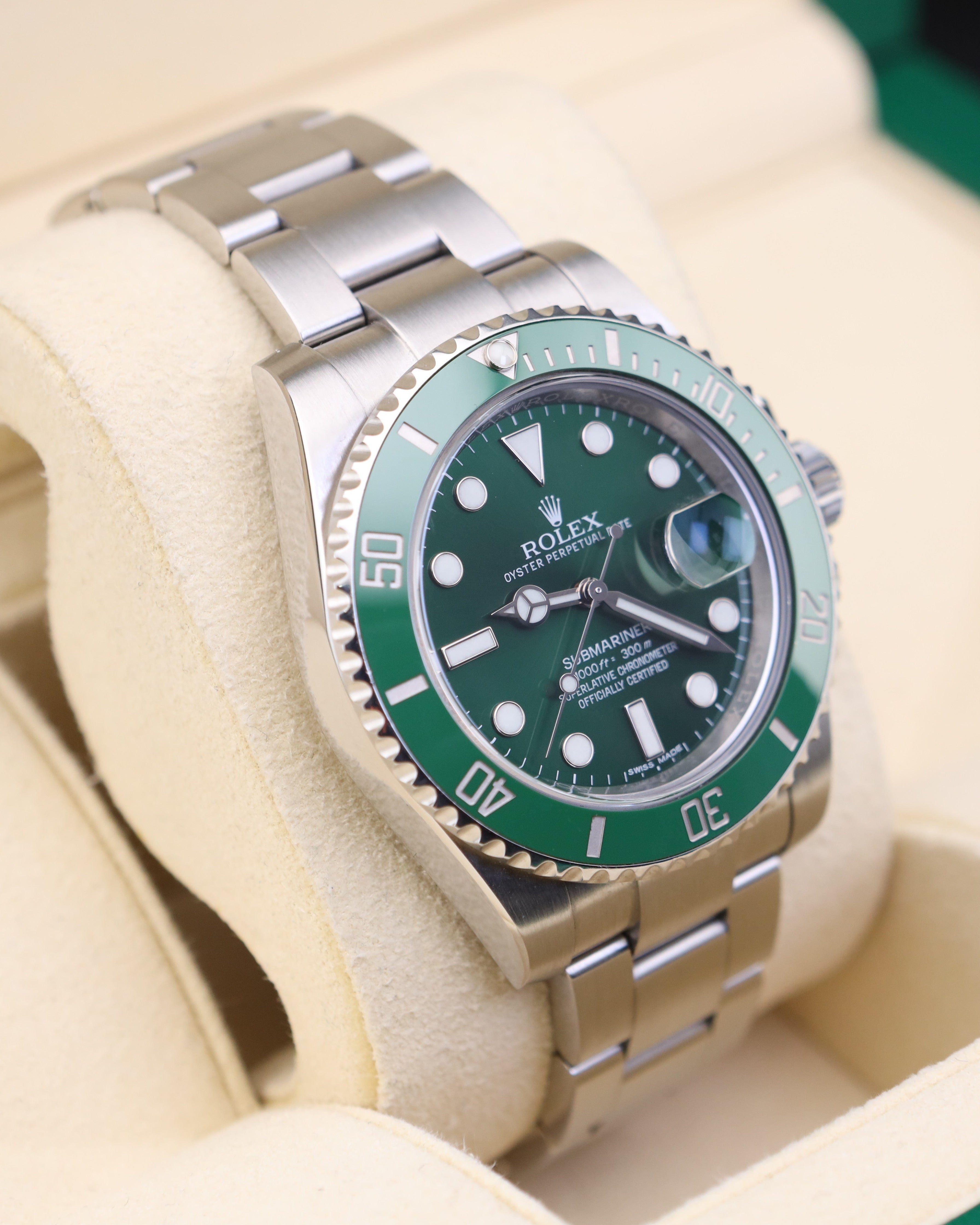 Rolex Submariner Date Hulk 116610LV - 2015