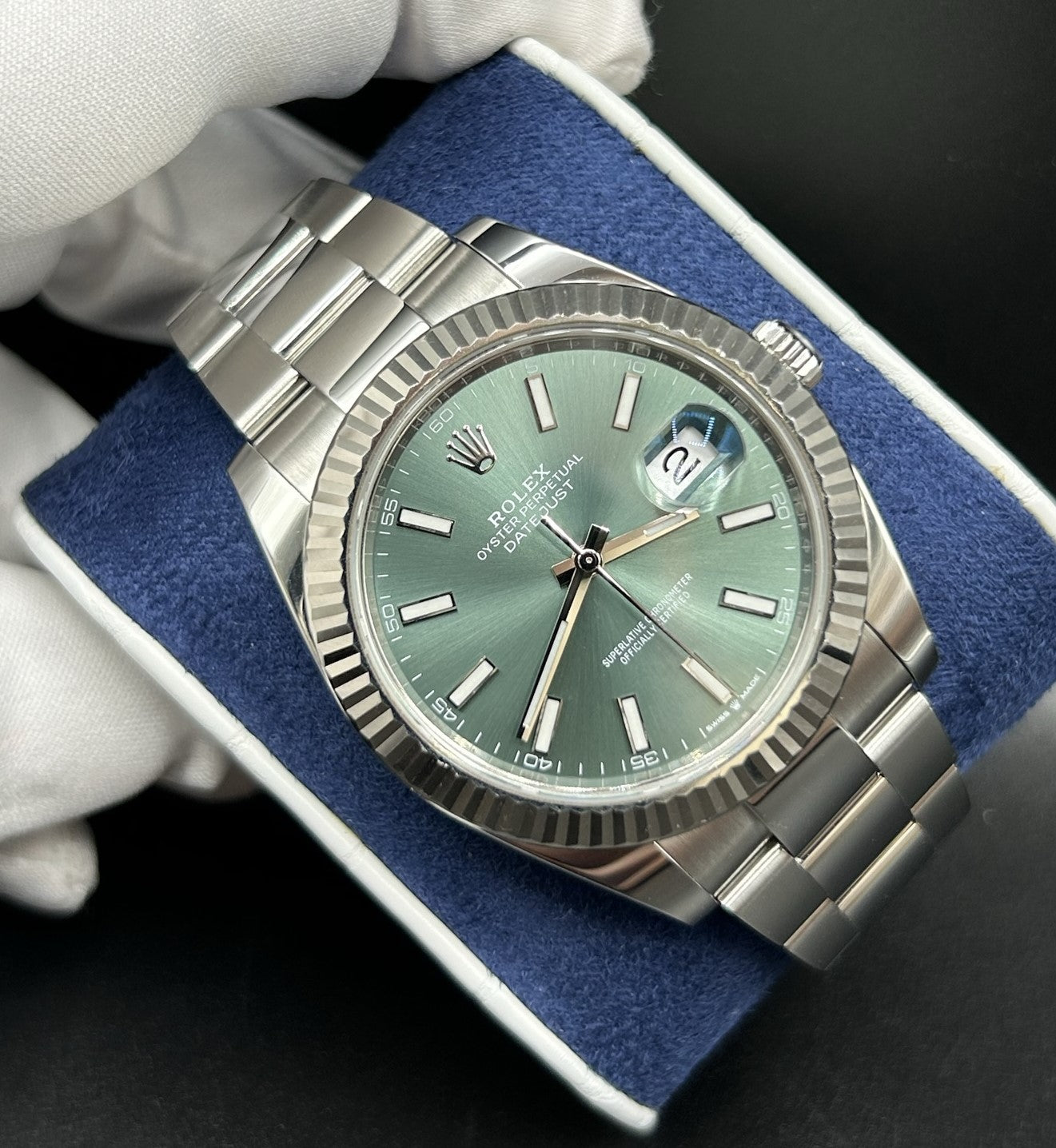 Rolex datejust 41 green dial on sale