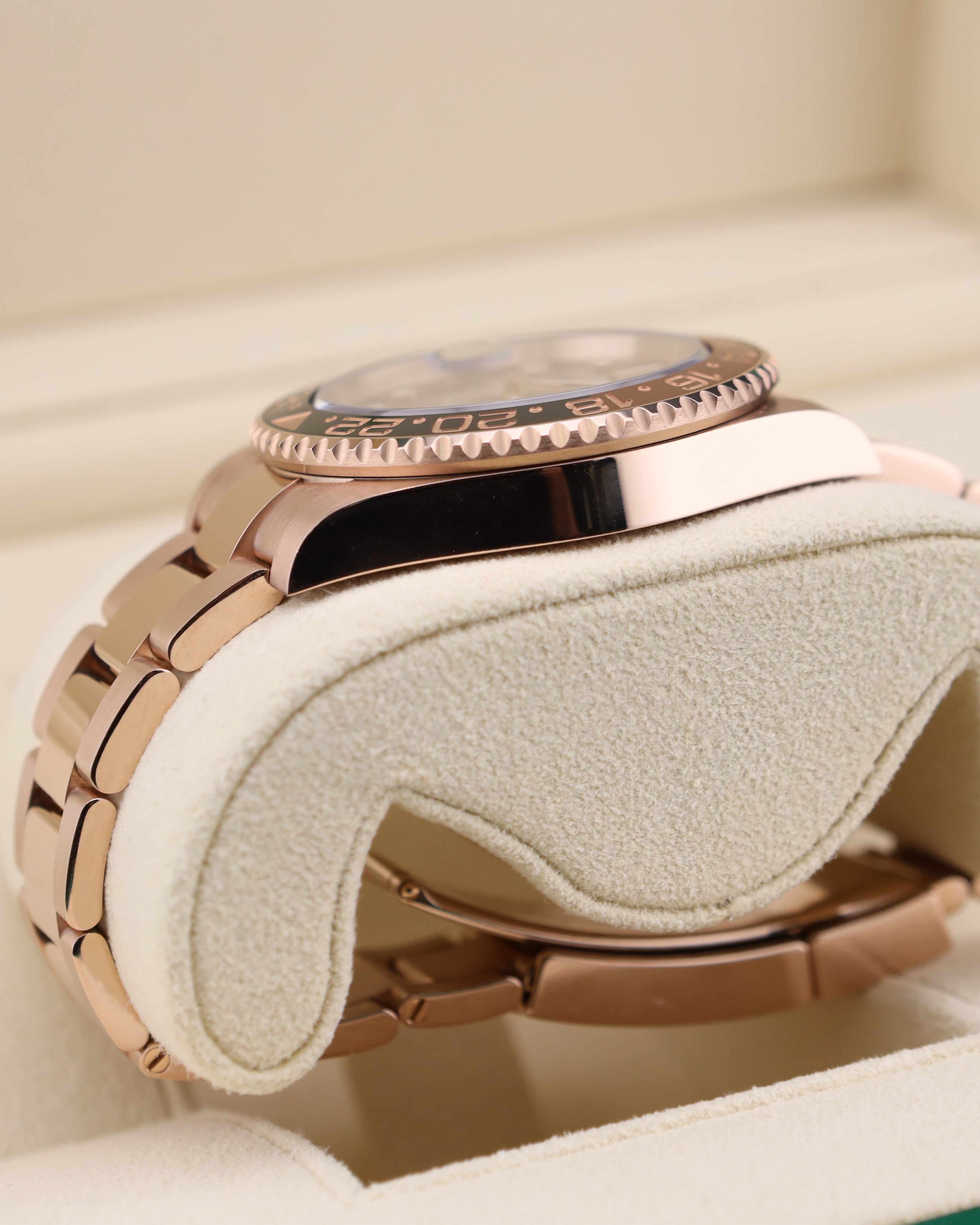 Rolex GMT-Master II Rootbeer All Rose Gold 126715CHNR