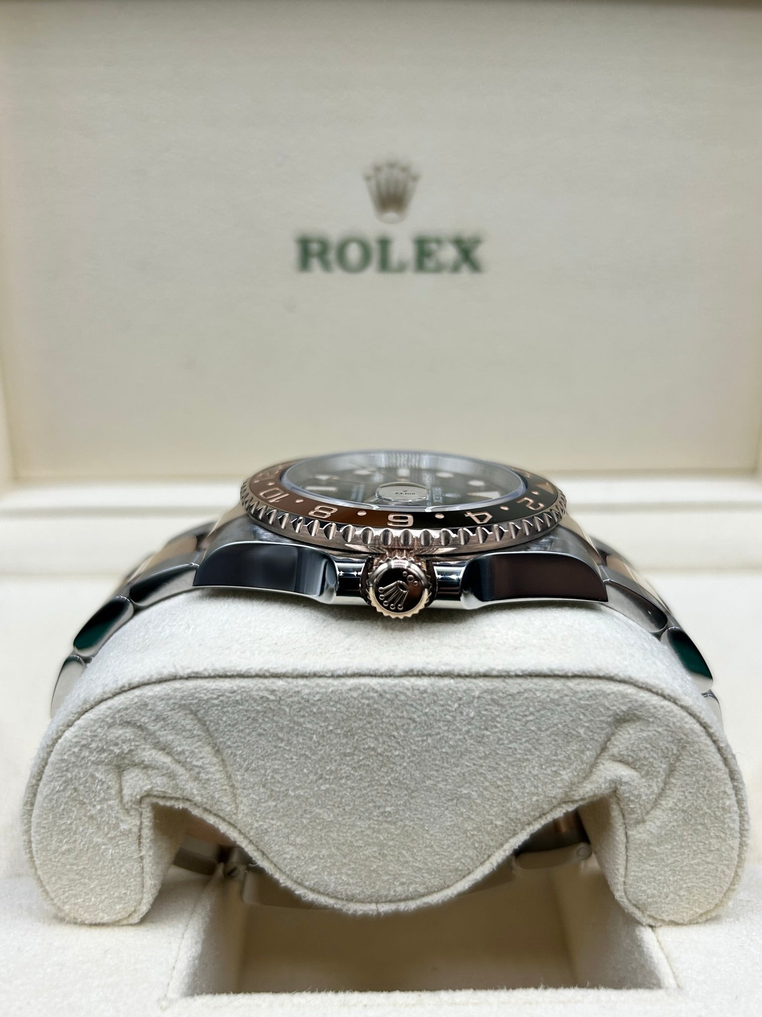 Rolex GMT-Master II Rootbeer 126711CHNR