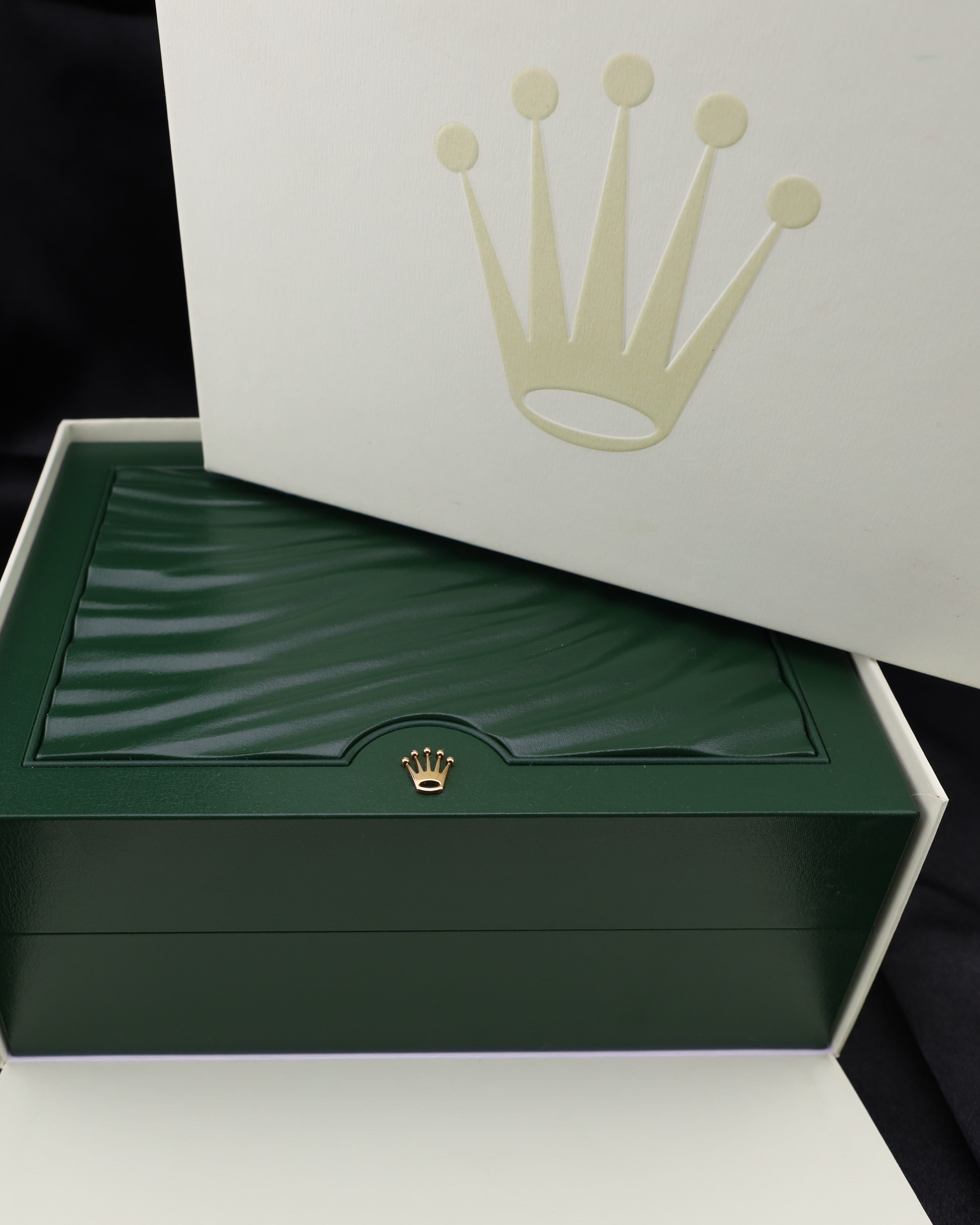Rolex Day-Date 36 President Chocolate Ruby Diamond Dial 118235 18k Rose Gold