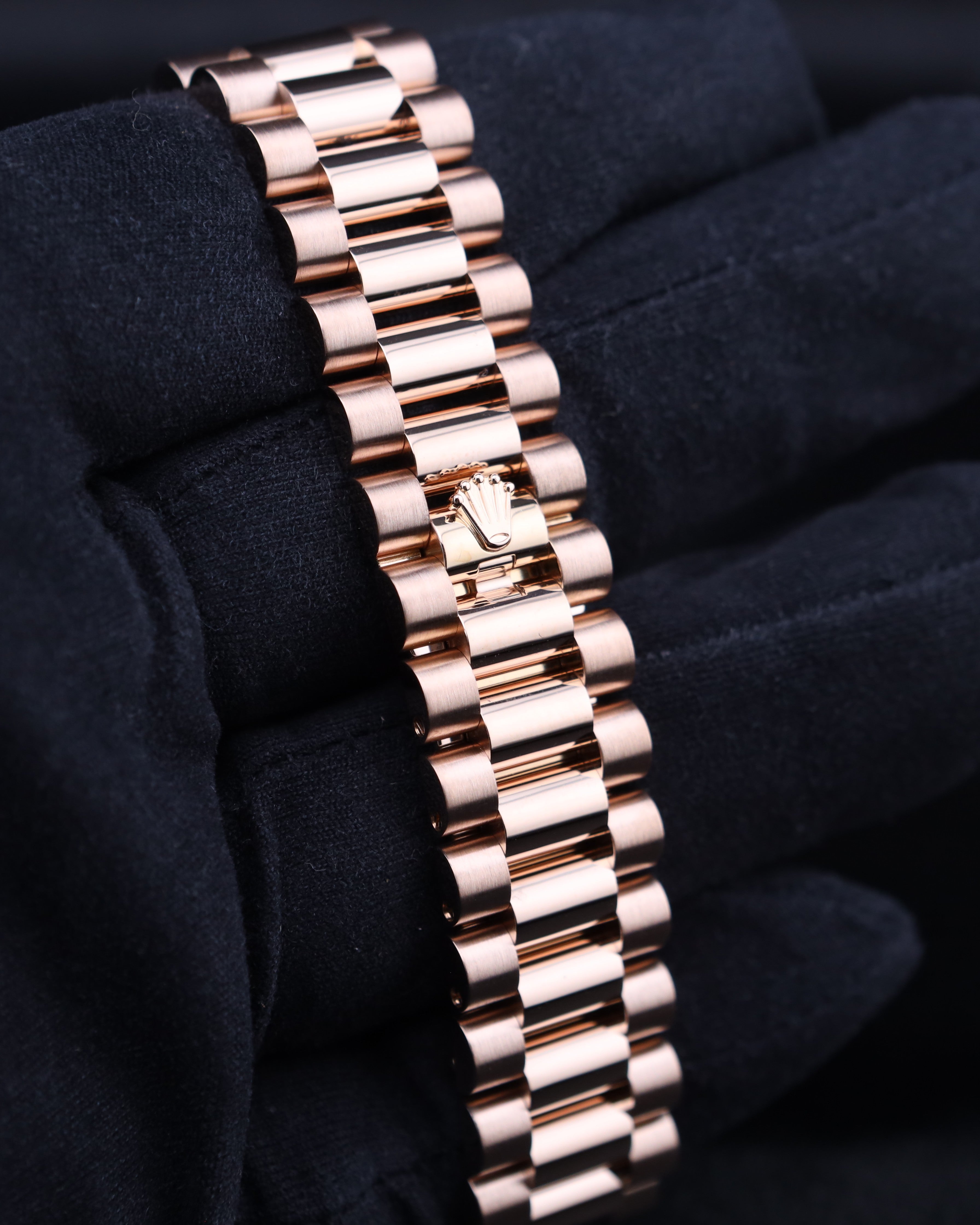 Rolex Day-Date 36 President Chocolate Ruby Diamond Dial 118235 18k Rose Gold