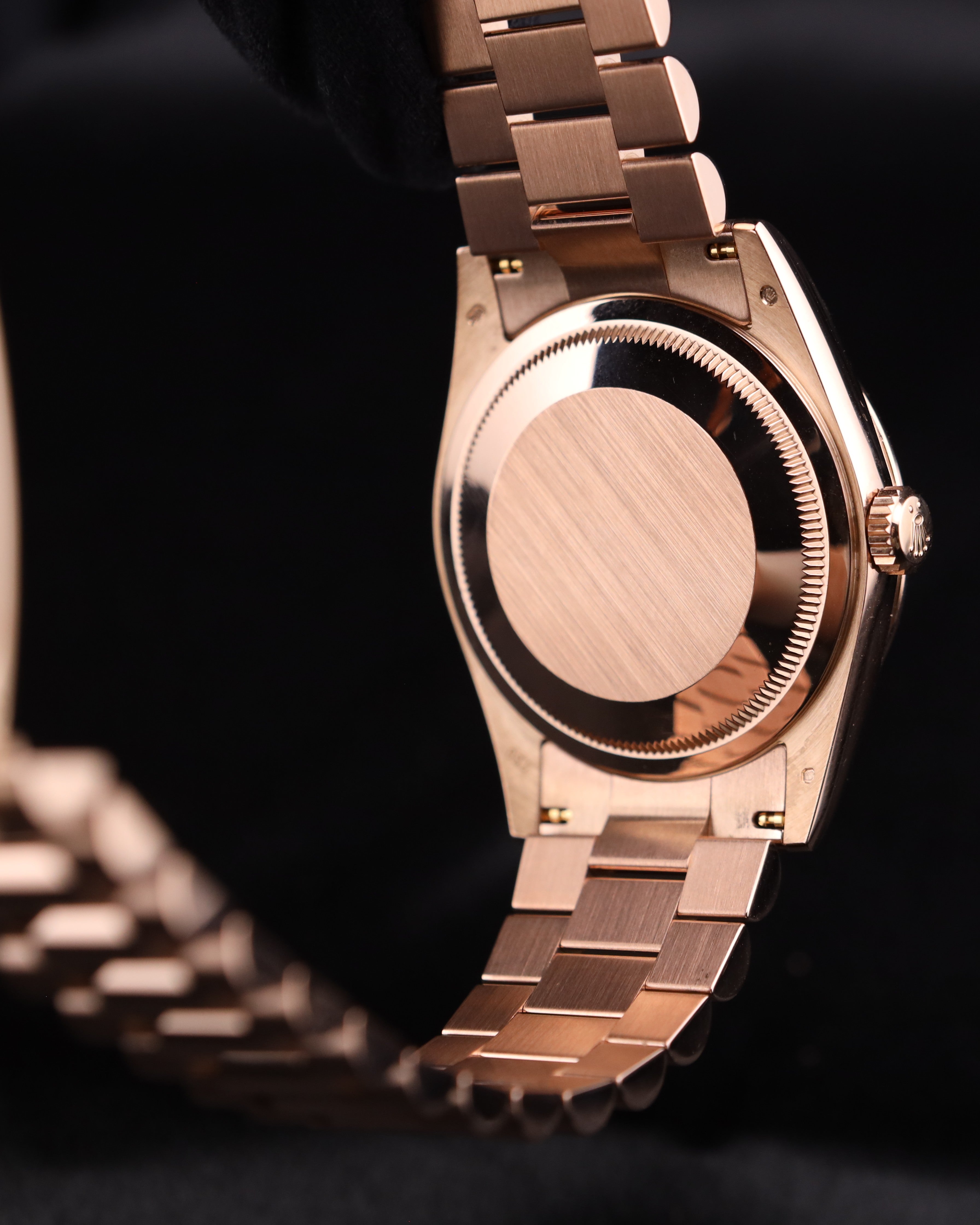 Rolex Day-Date 36 President Chocolate Ruby Diamond Dial 118235 18k Rose Gold