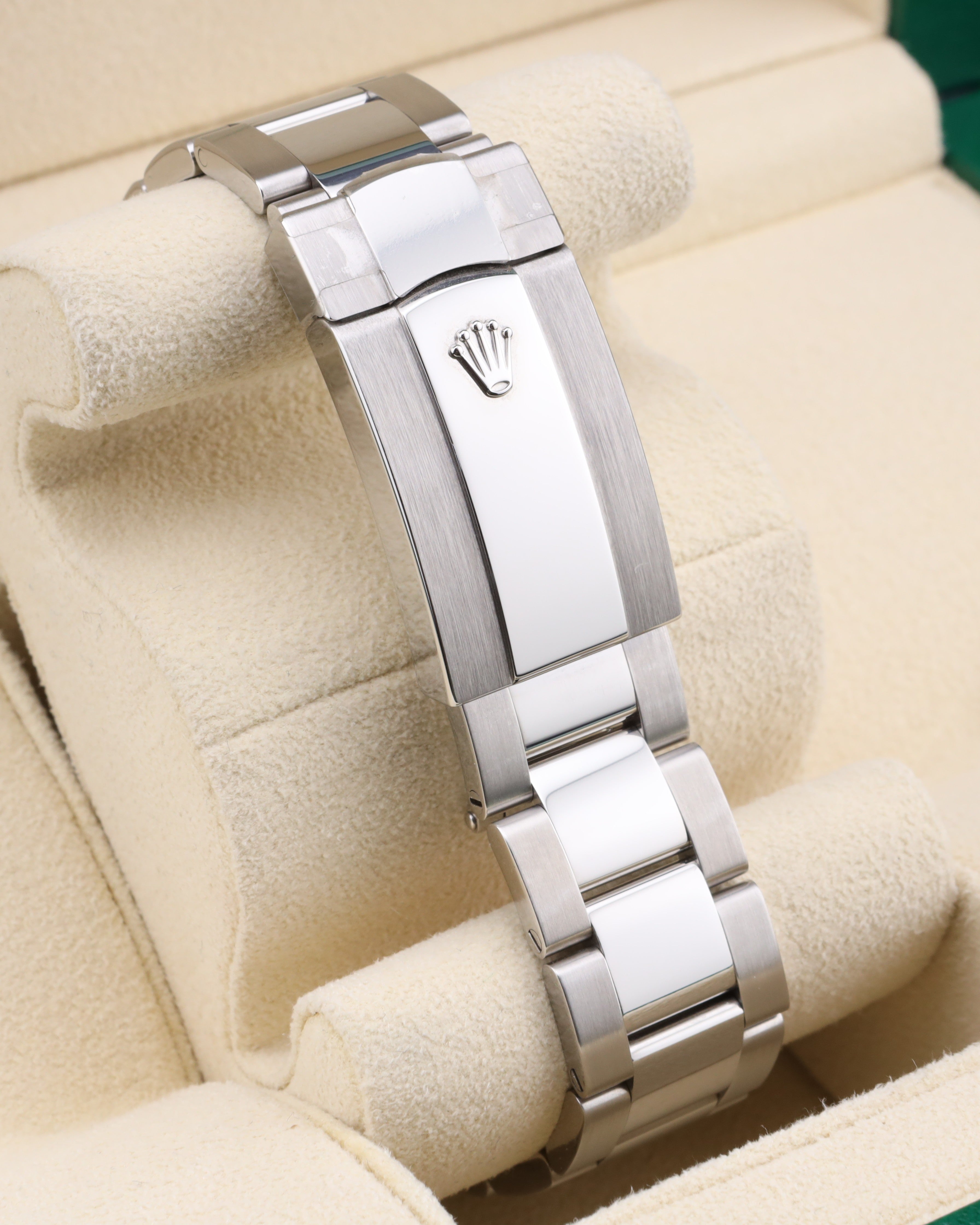 Rolex Sky-Dweller Blue Dial on Oyster 326934