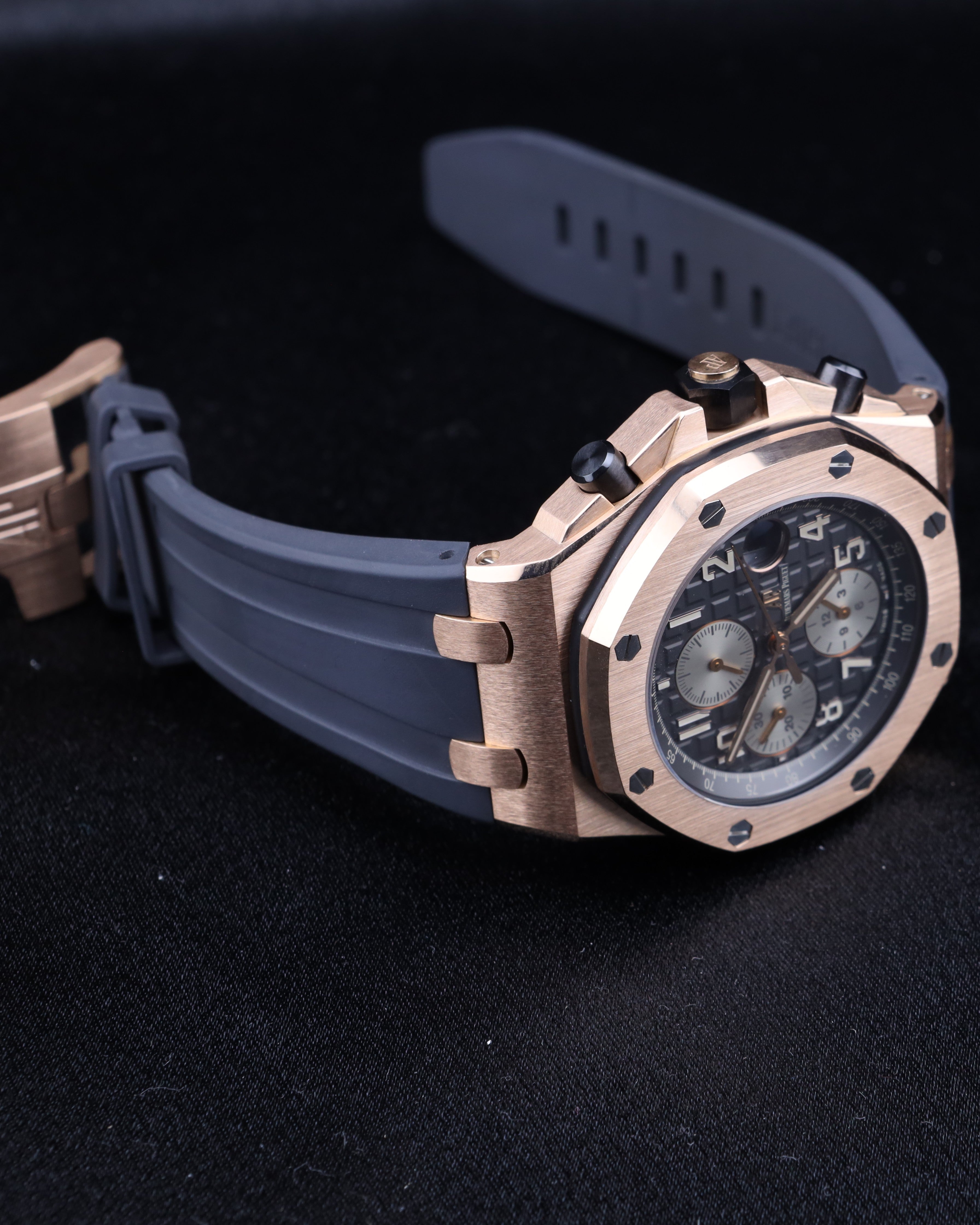 Audemars Piguet Royal Oak Offshore Chronograph Half Brick Rhoudium Dial Rose Gold 26470OR