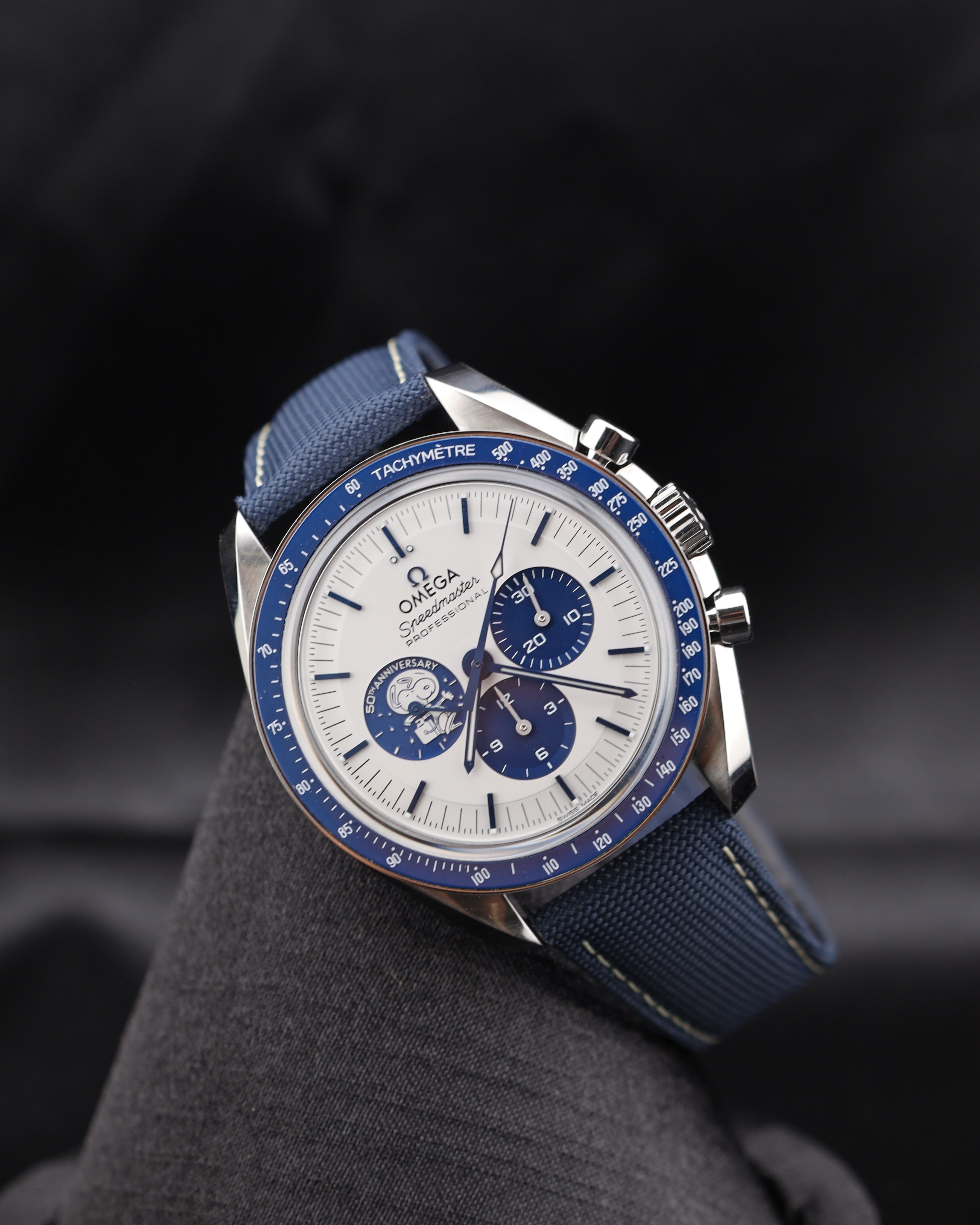 Omega Speedmaster Professional Moonwatch 'Silver Snoopy Award' 50th Anniversary 310.32.42.50.02.001