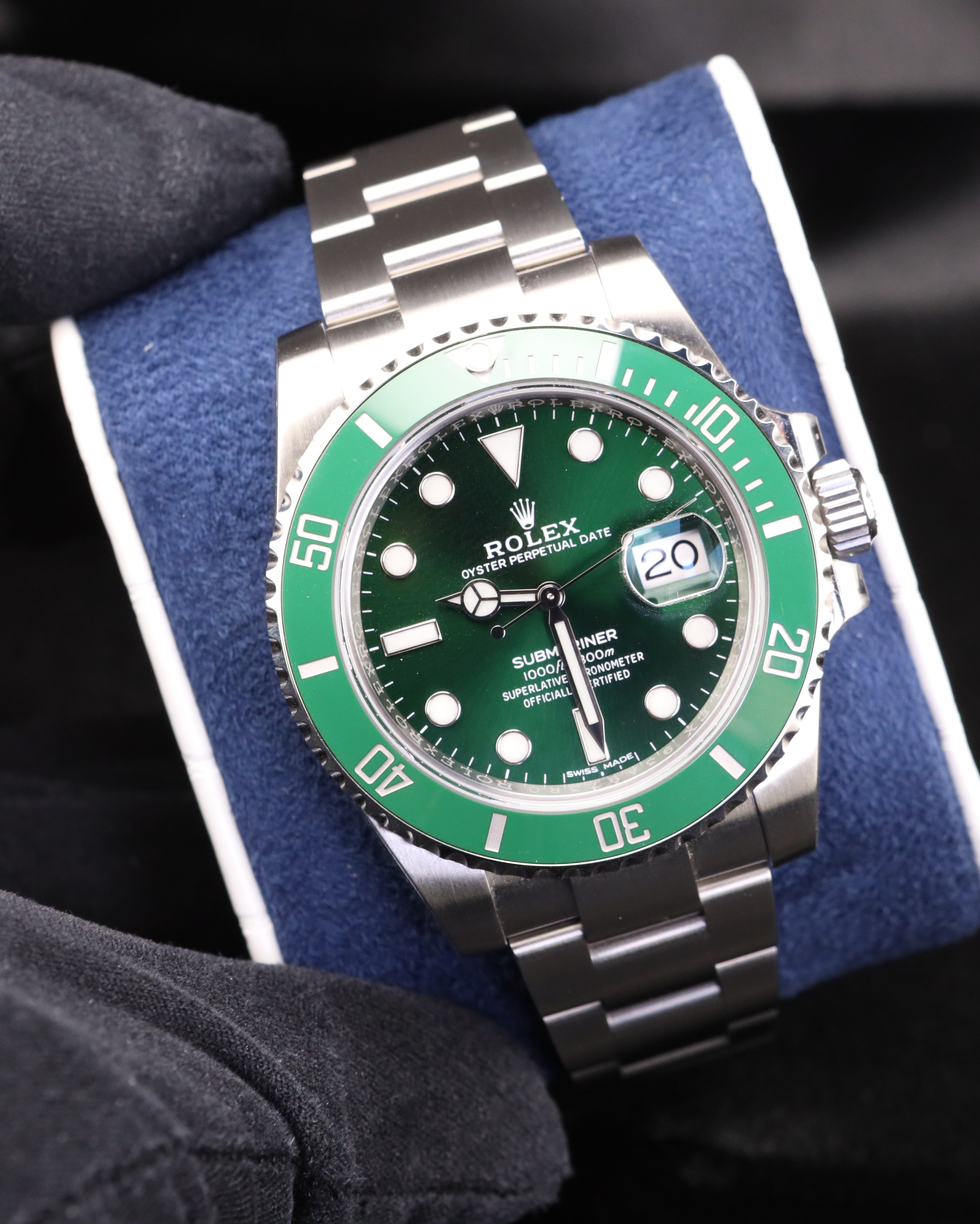 Rolex Submariner Date Hulk 116610LV - 2019 Factory Stickers