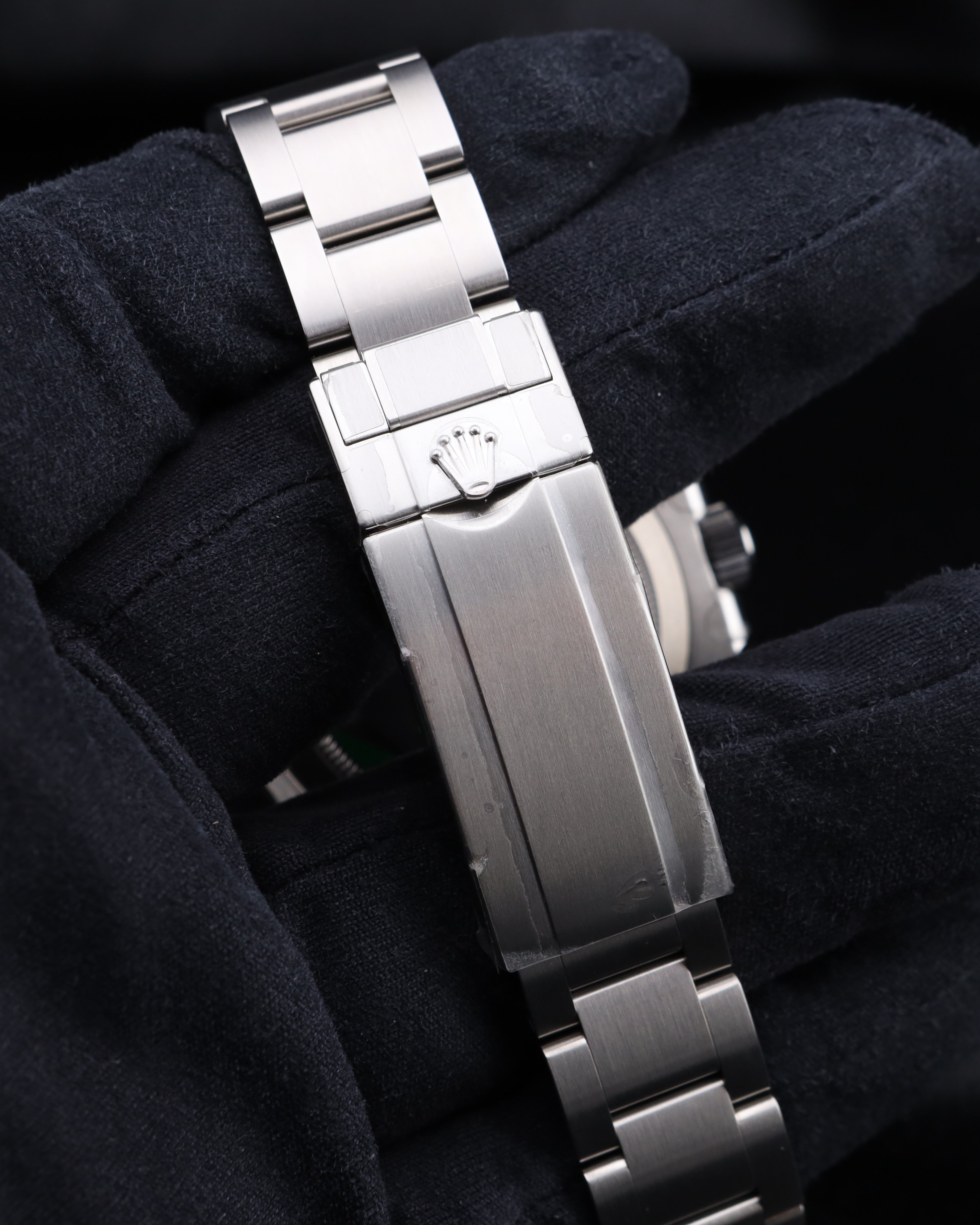 Rolex Submariner Date Hulk 116610LV - 2019 Factory Stickers