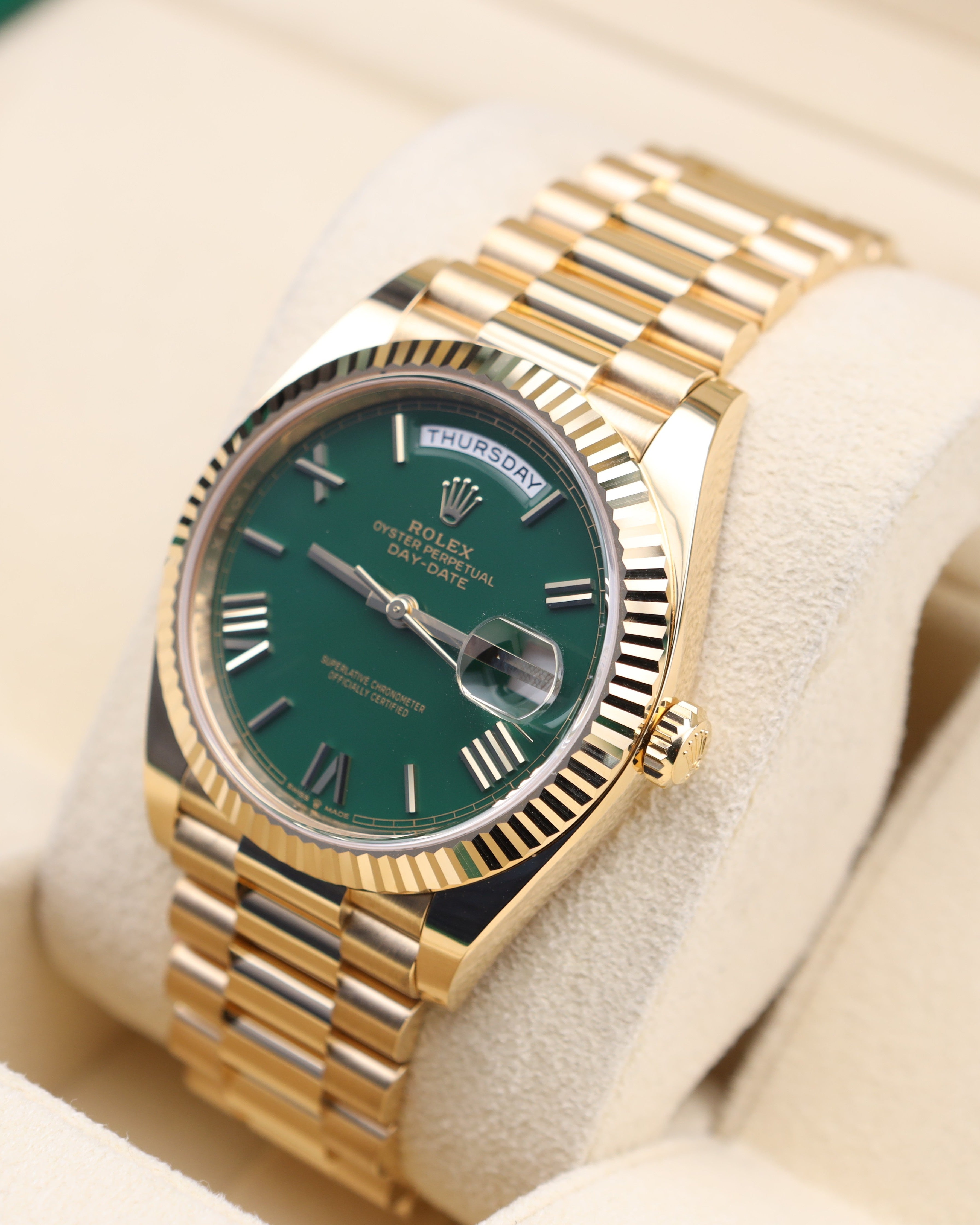 Rolex Day-Date 40 Money Green Roman Dial Presidential 228238
