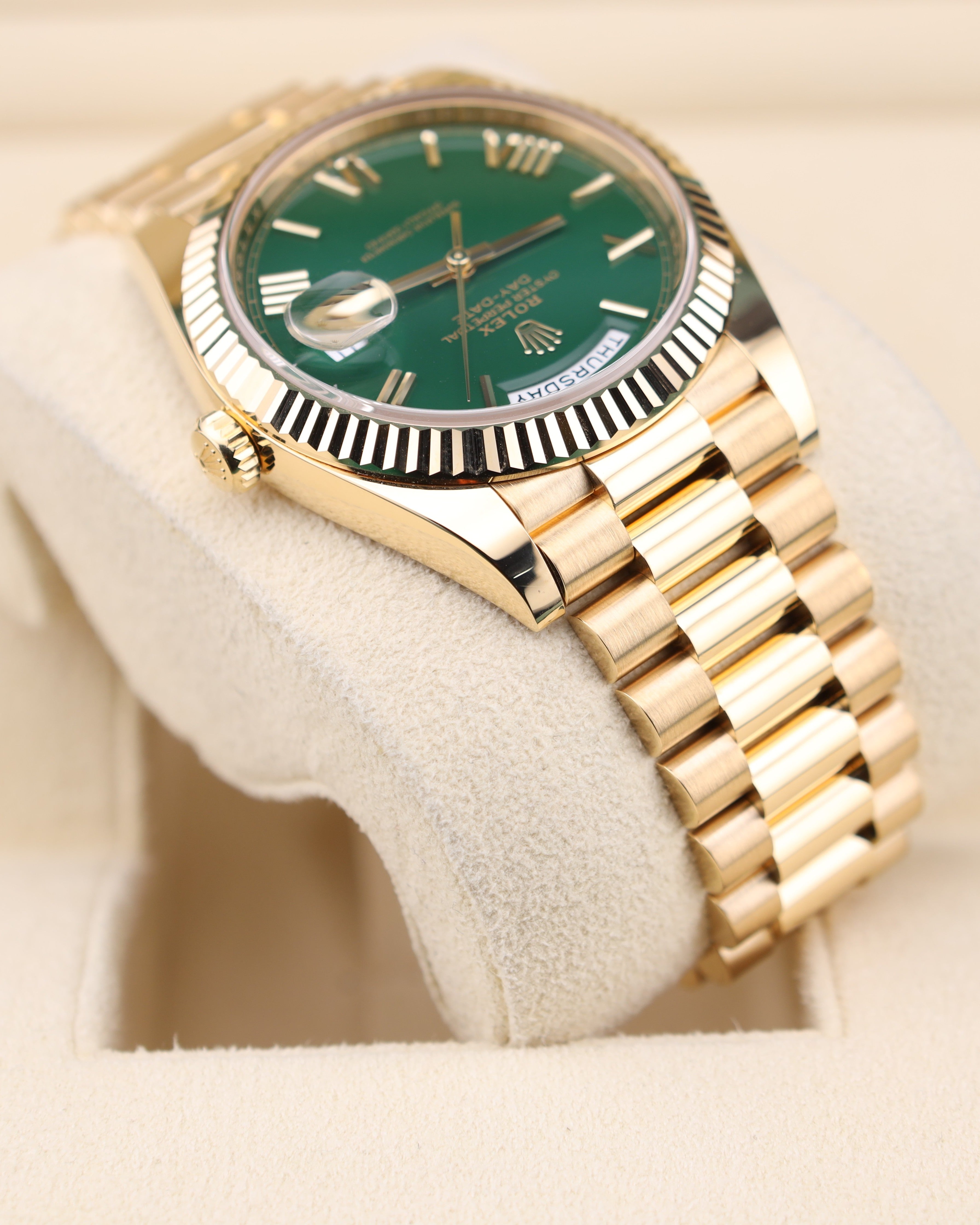 Rolex Day-Date 40 Money Green Roman Dial Presidential 228238 – MVP