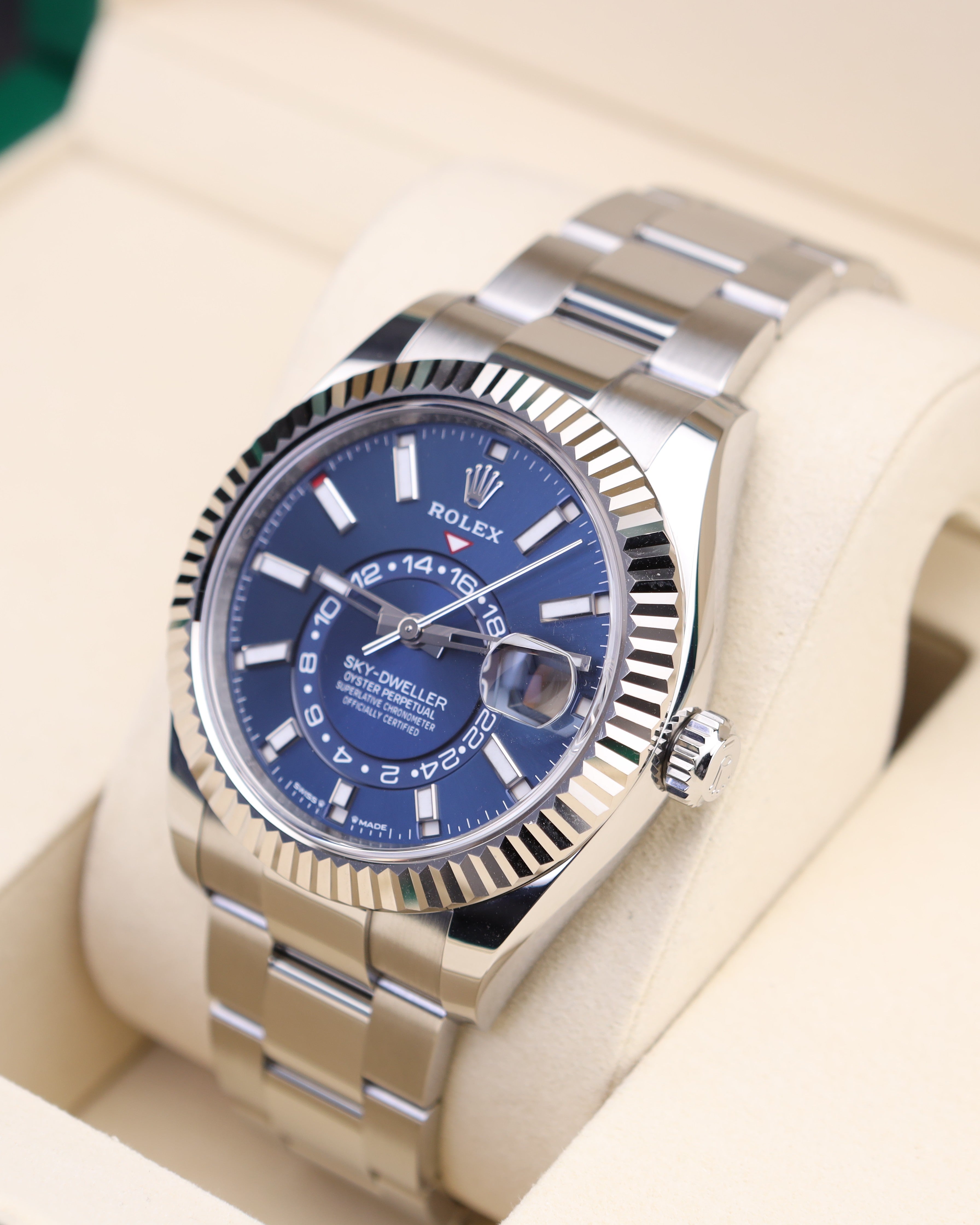 Rolex Sky Dweller 42mm Blue Dial on Oyster Bracelet 336934