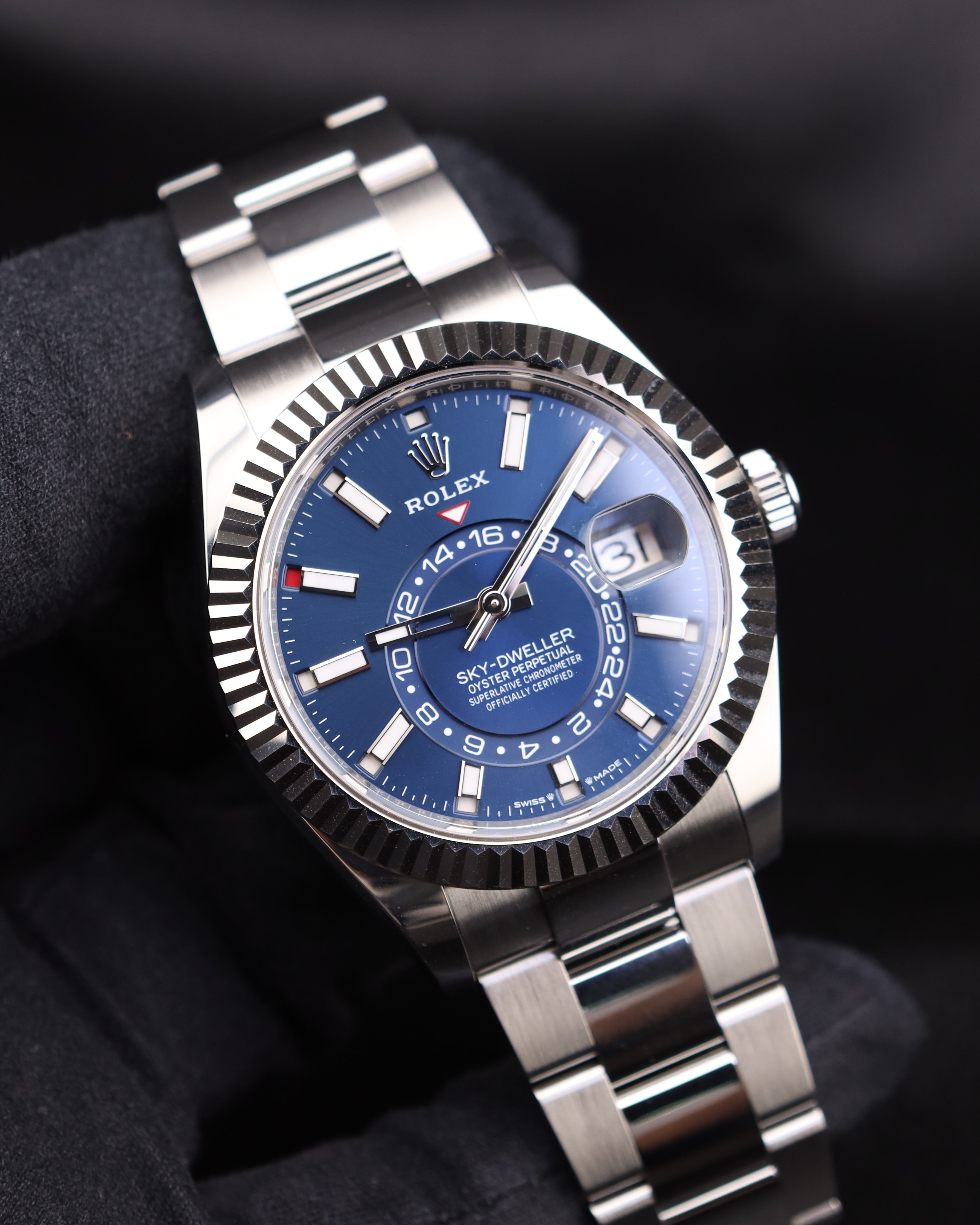 Rolex Sky Dweller 42mm Blue Dial on Oyster Bracelet 336934