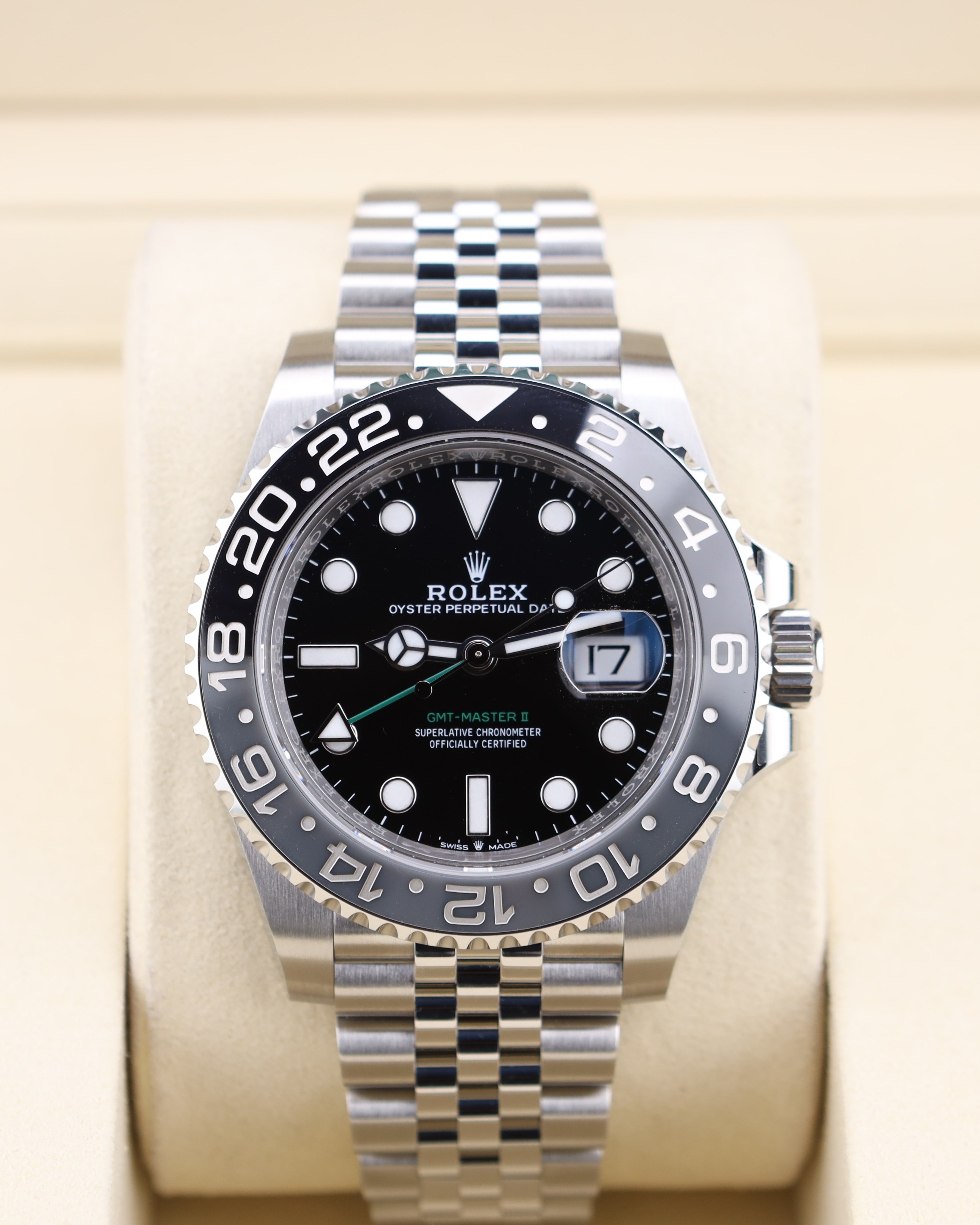 Rolex GMT-Master II Bruce Wayne on Jubilee 126710GRNR
