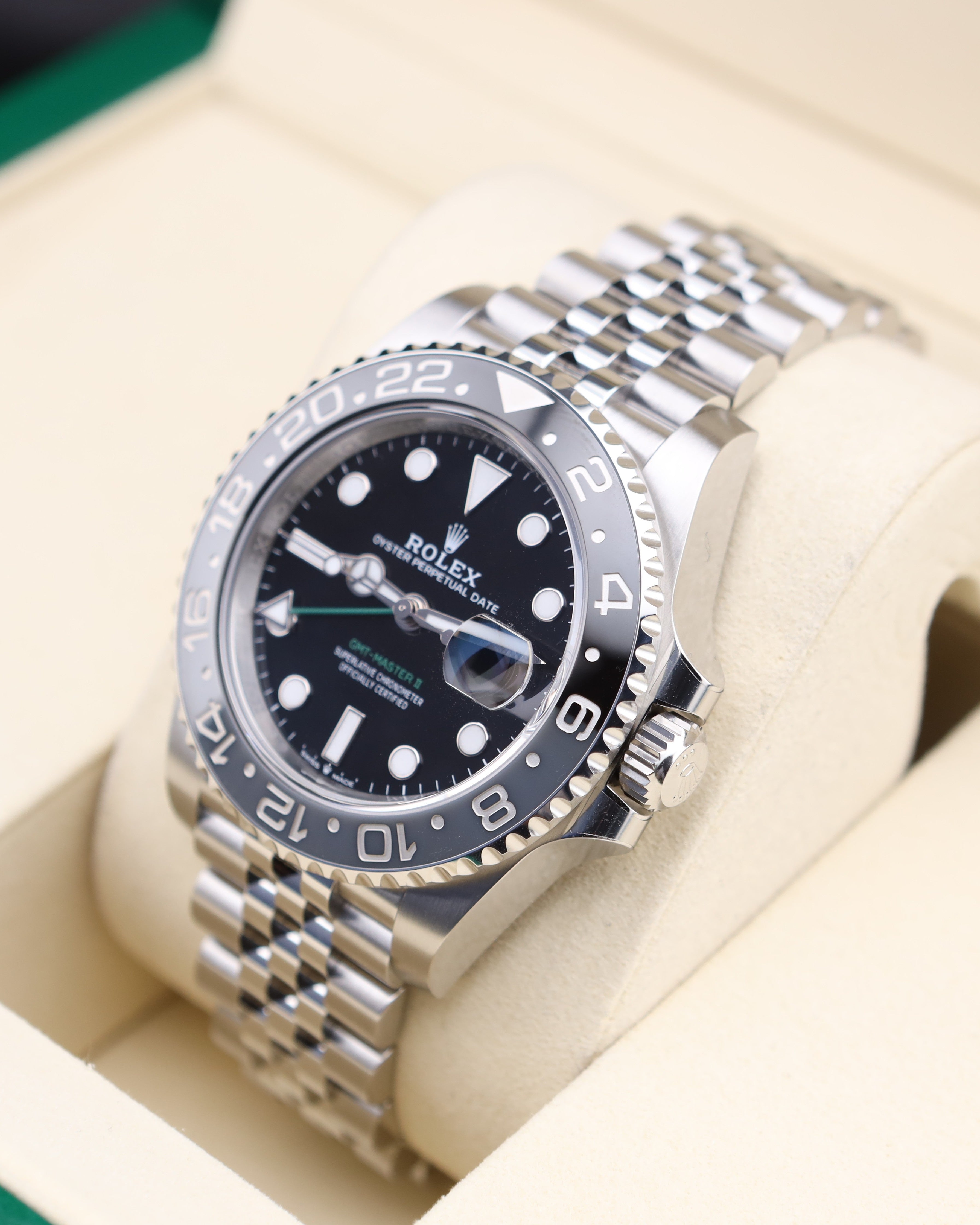 Rolex GMT-Master II Bruce Wayne on Jubilee 126710GRNR