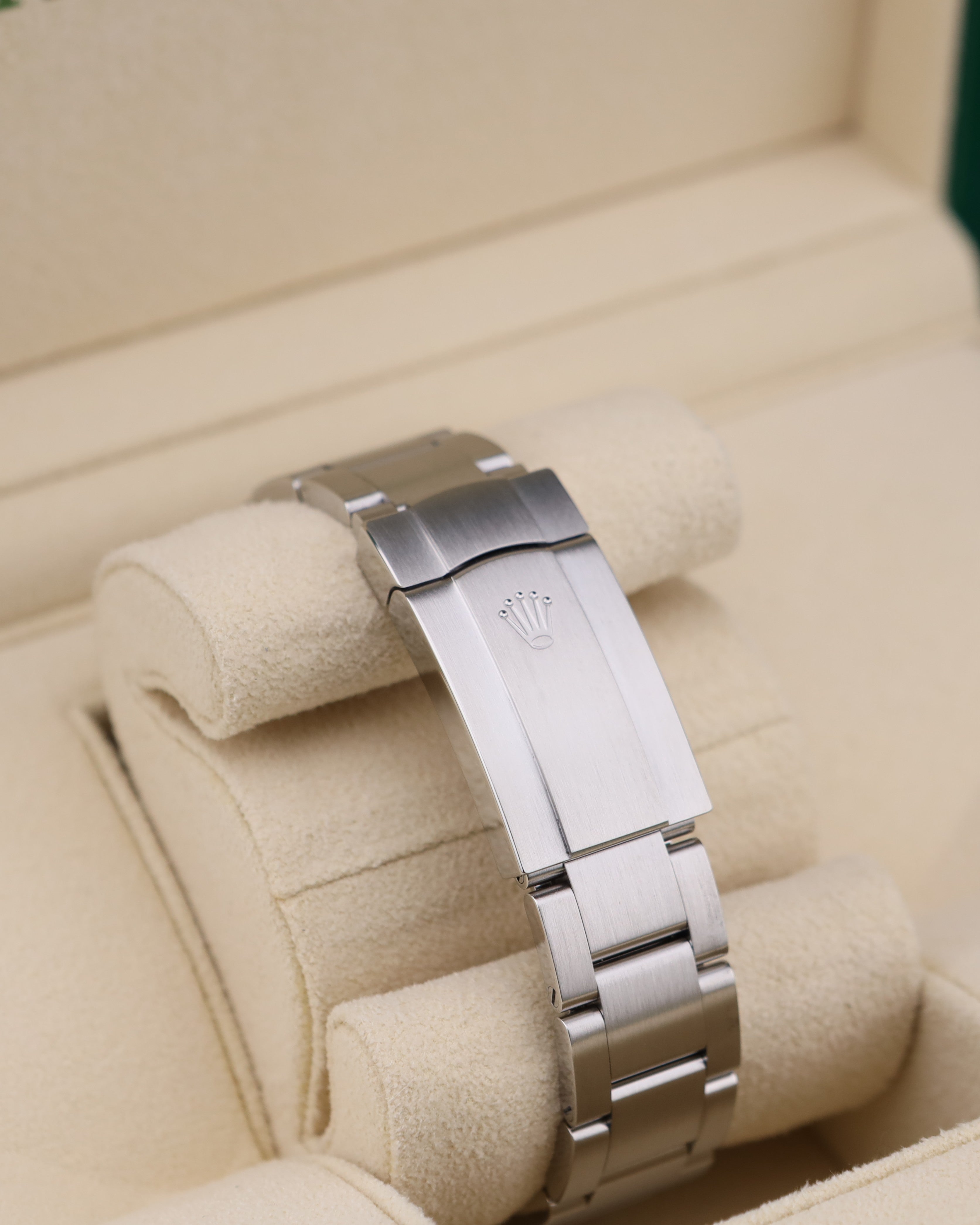 Rolex Oyster Perpetual 36 Pink Dial 126000