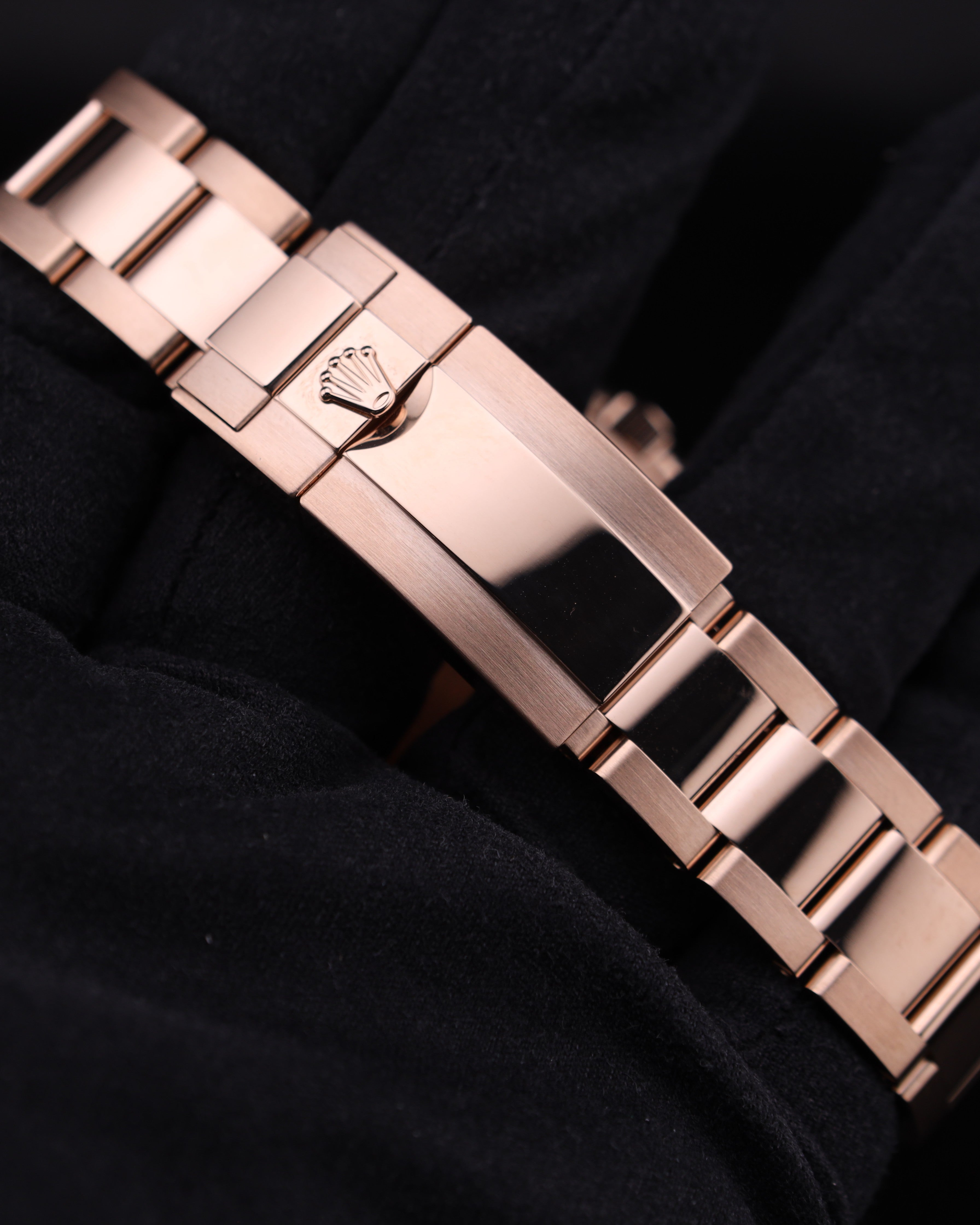 Rolex Daytona Black Dial 18K Rose Gold Oyster 126505