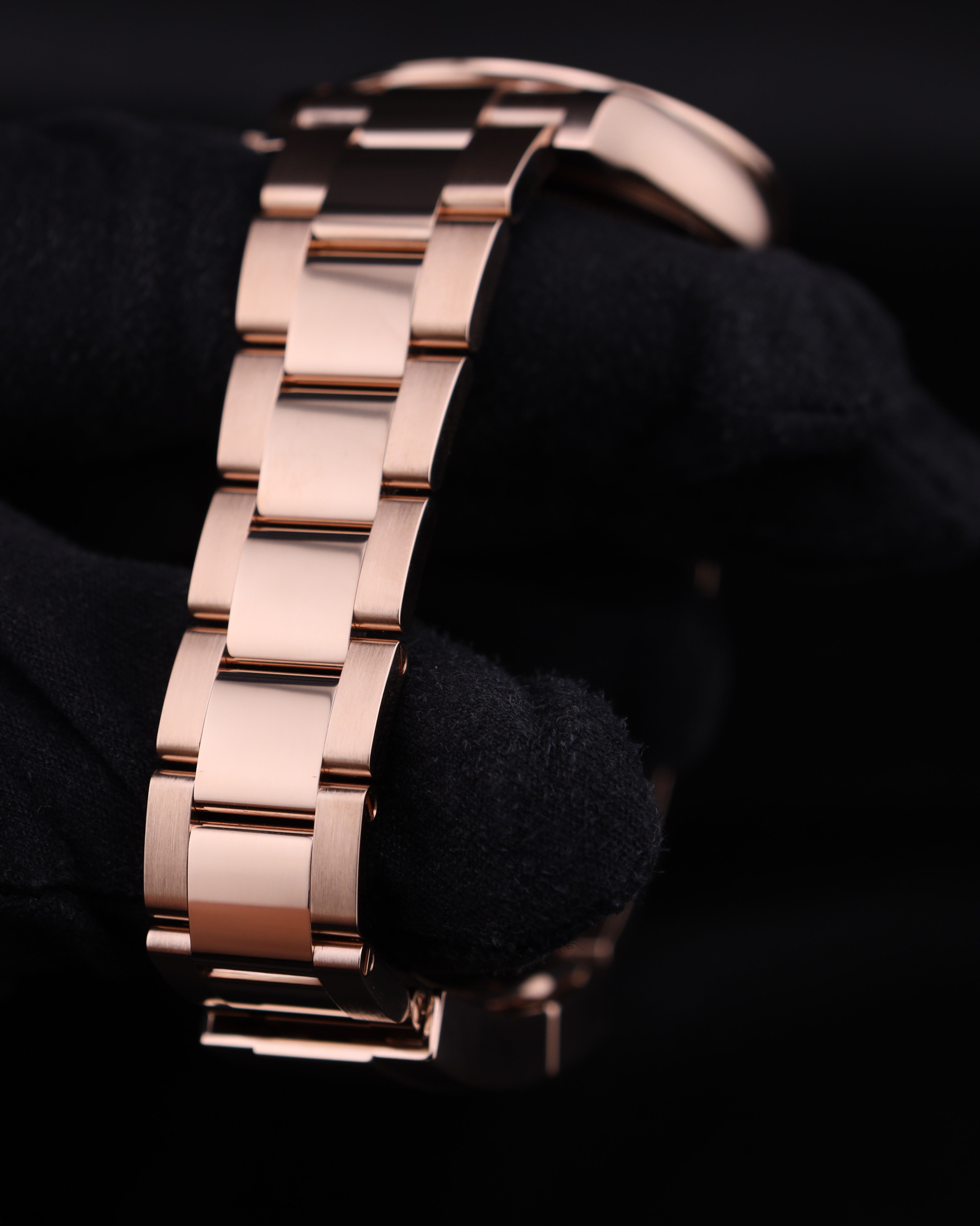 Rolex Daytona Black Dial 18K Rose Gold Oyster 126505