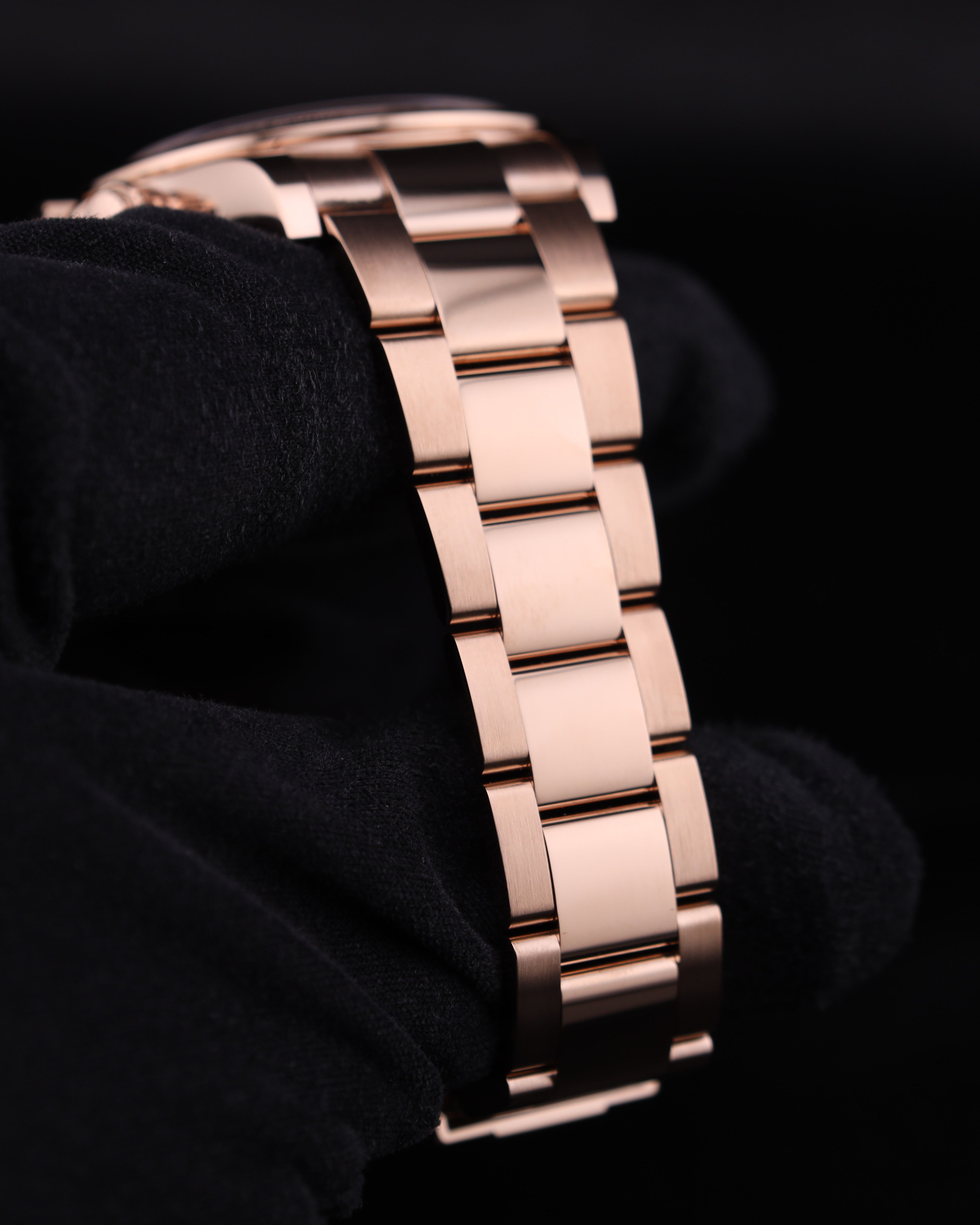 Rolex Daytona Black Dial 18K Rose Gold Oyster 126505