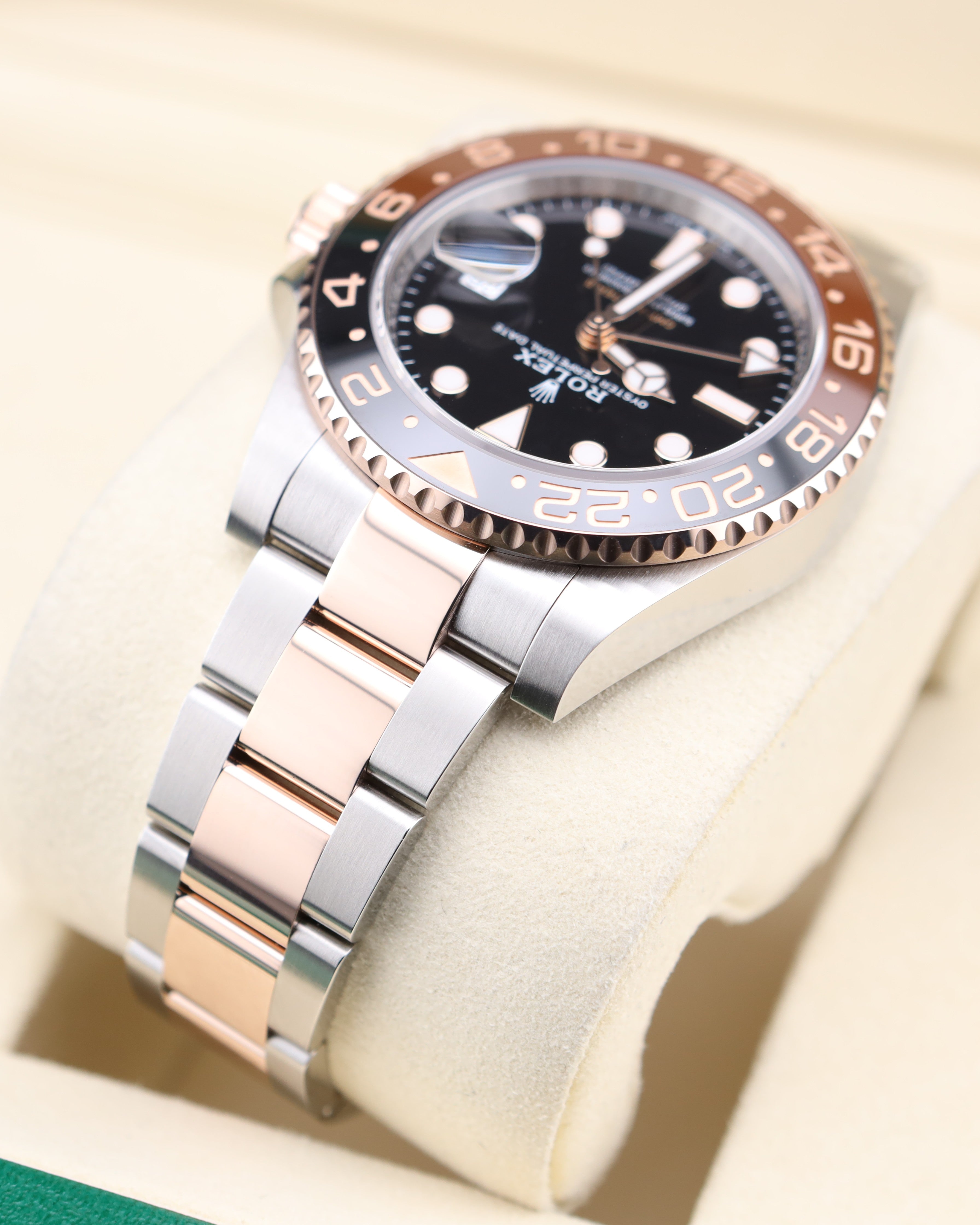 Rolex GMT-Master II Rootbeer Two Tone Rose Gold 126711CHNR