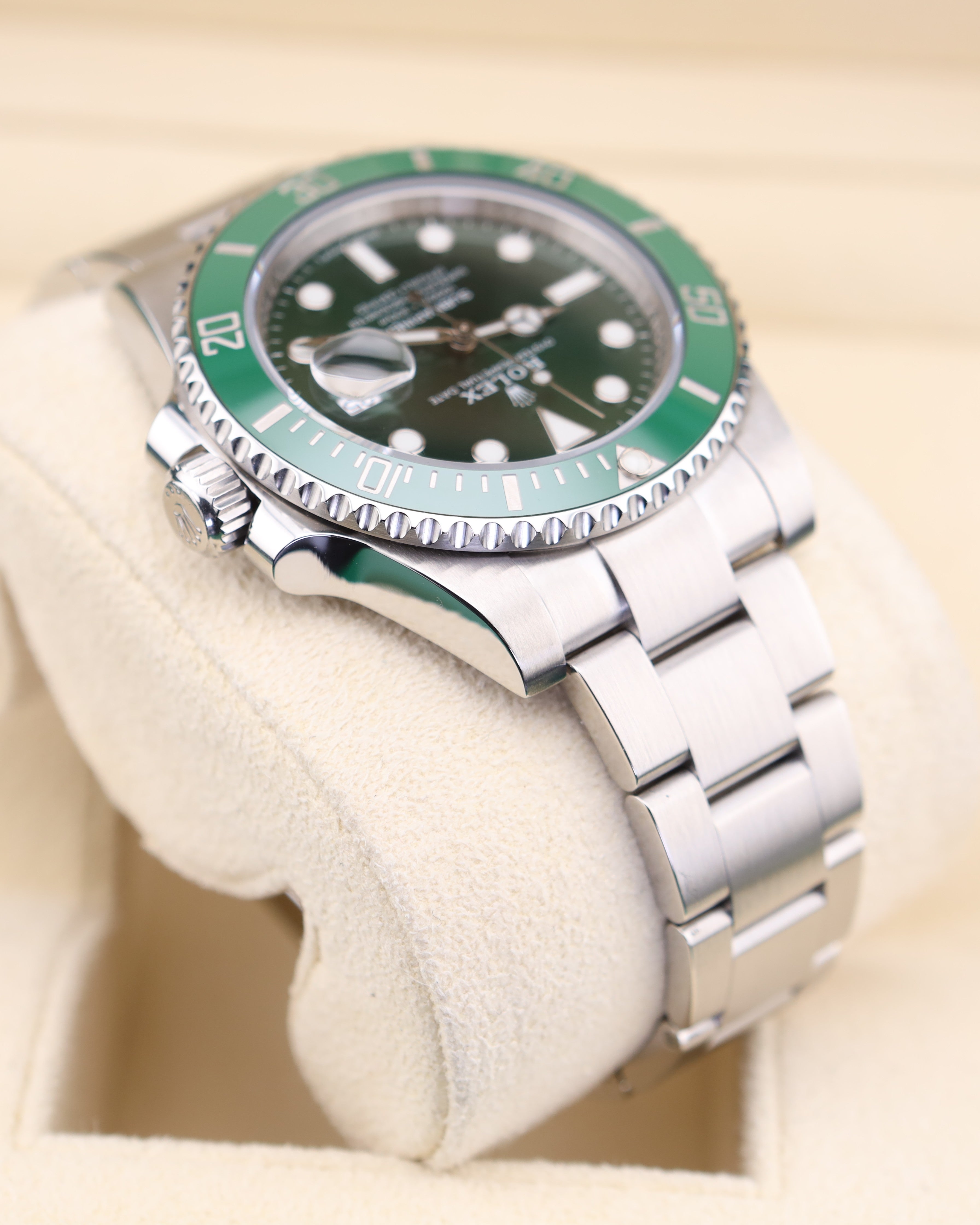 Rolex Submariner Date HULK Green Dial on Oyster 116610LV