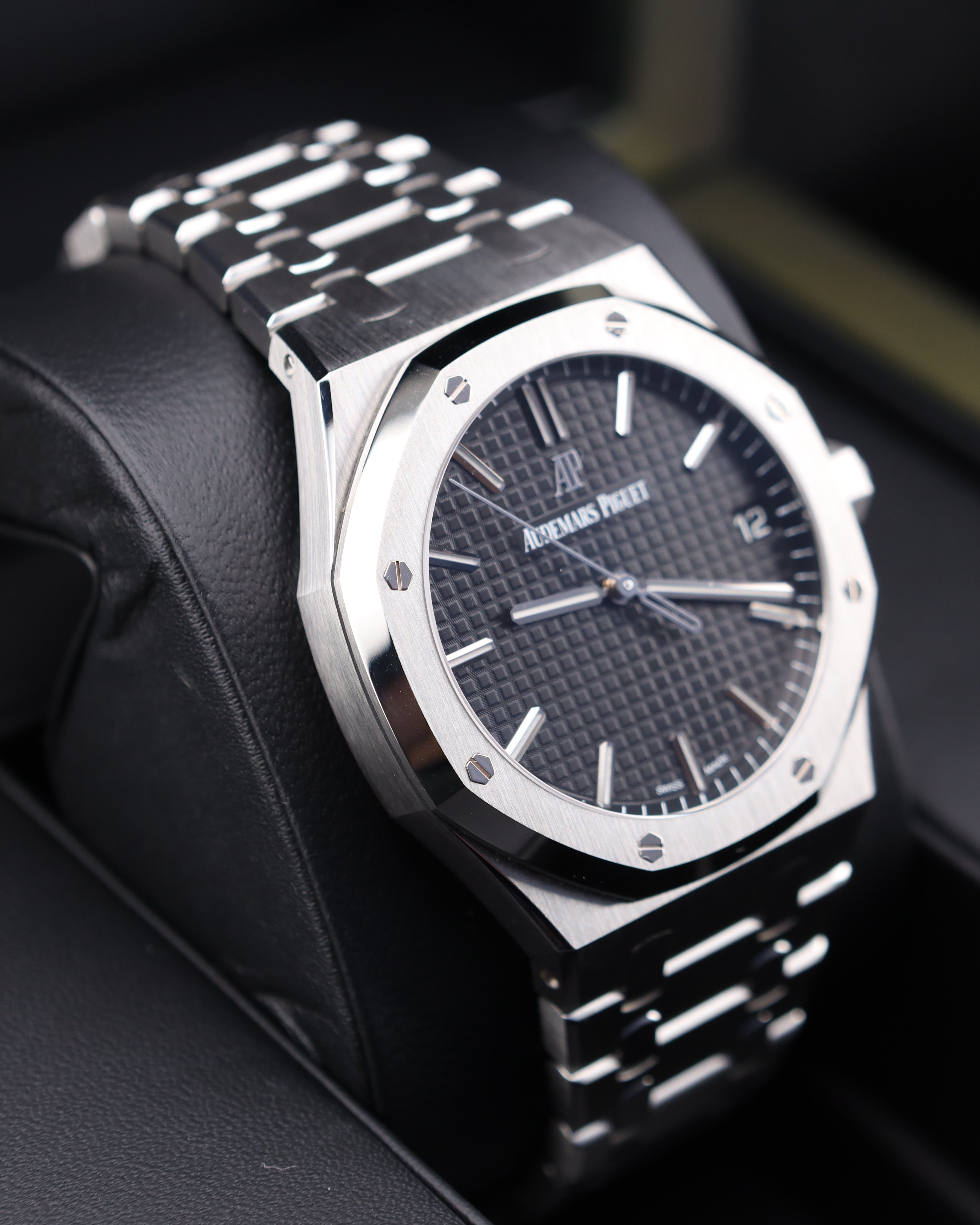 Audemars Piguet Royal Oak 15500ST Black Dial Exhibition Caseback
