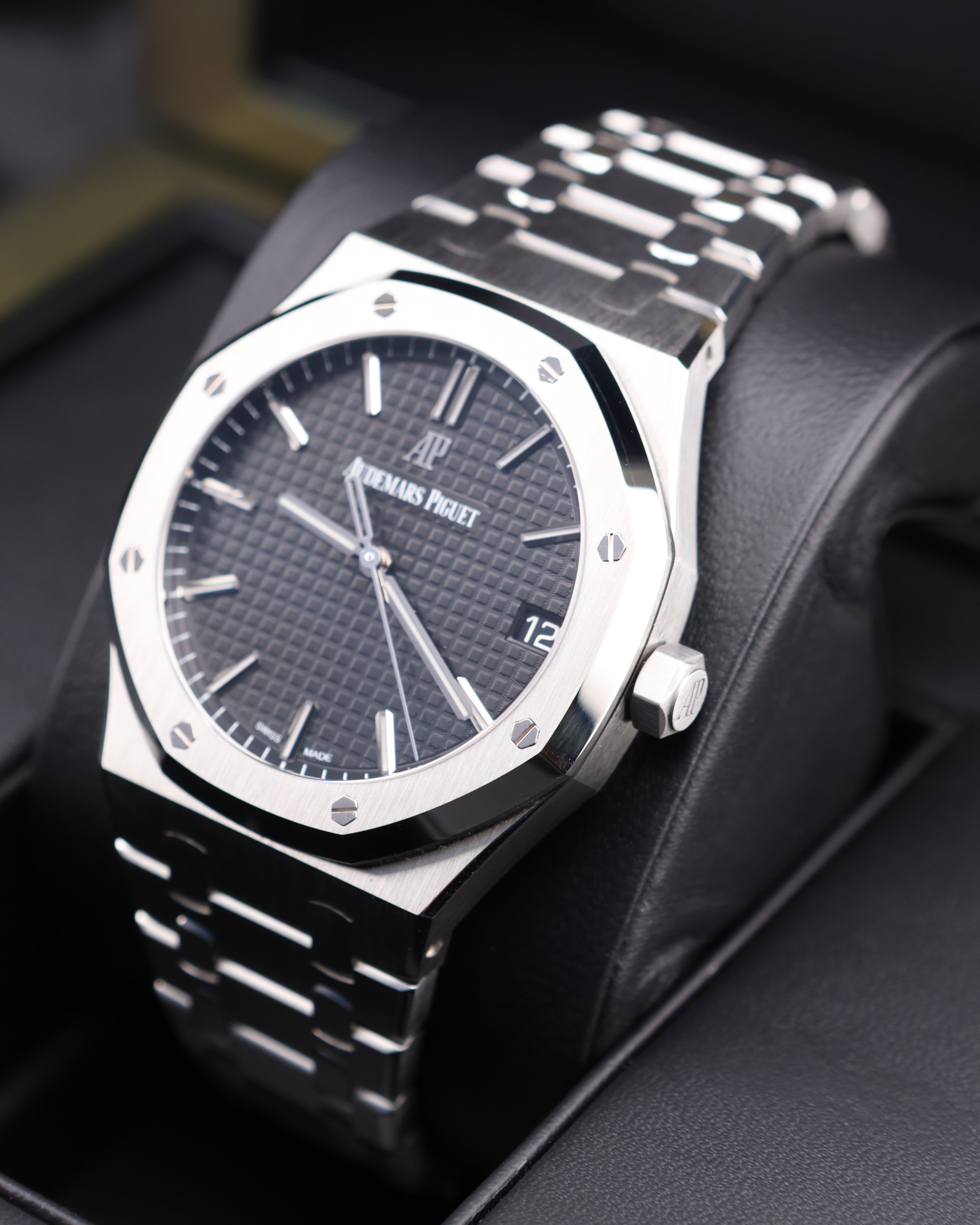 Audemars Piguet Royal Oak 15500ST Black Dial Exhibition Caseback